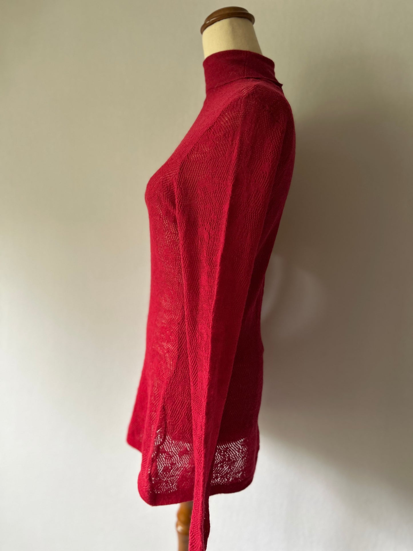 Luxe Cerise Red 100% Merino Wool Turtleneck – Size L