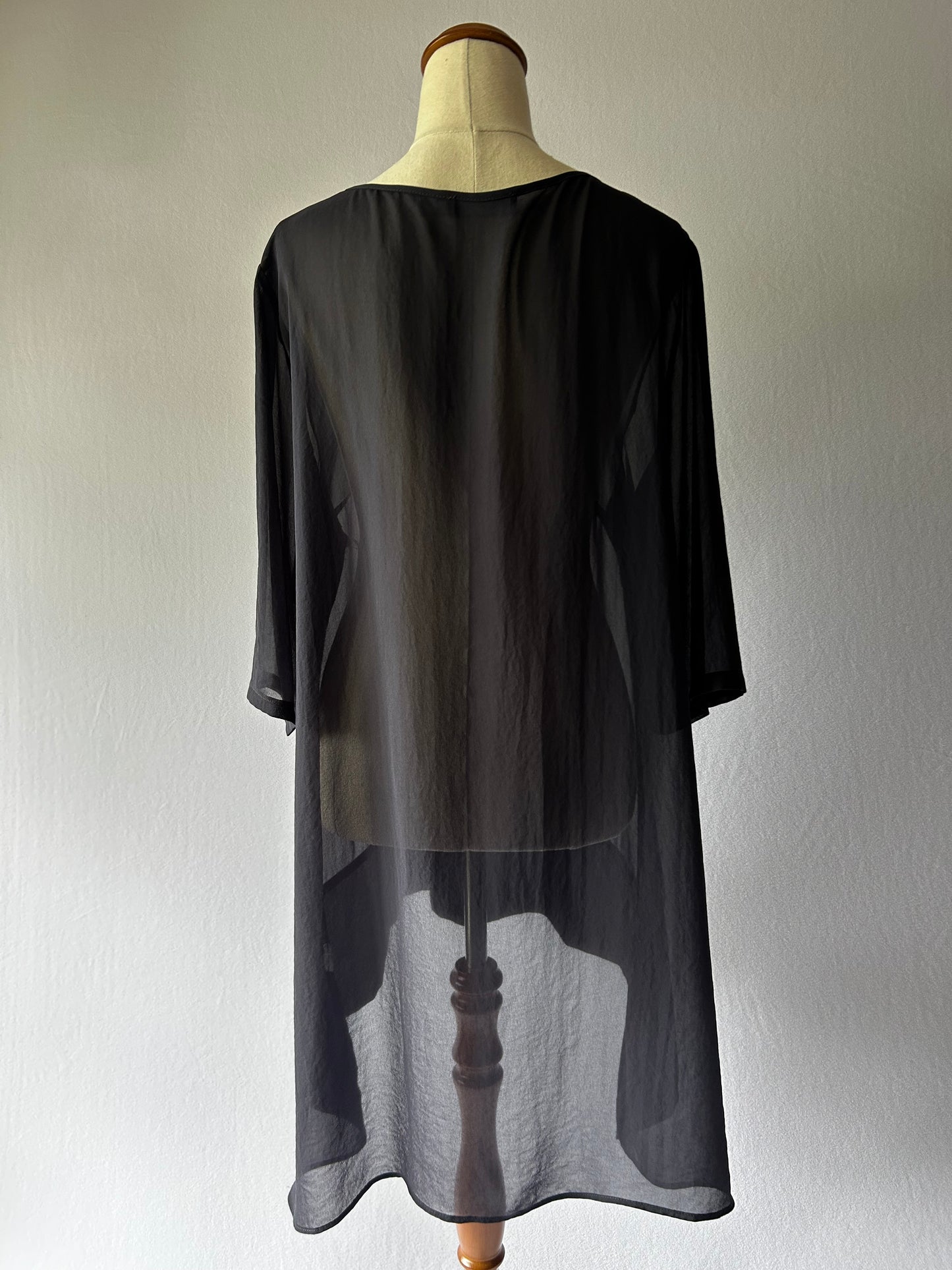 OBI Black Silk Blouse Size 14 — Made in New Zealand
