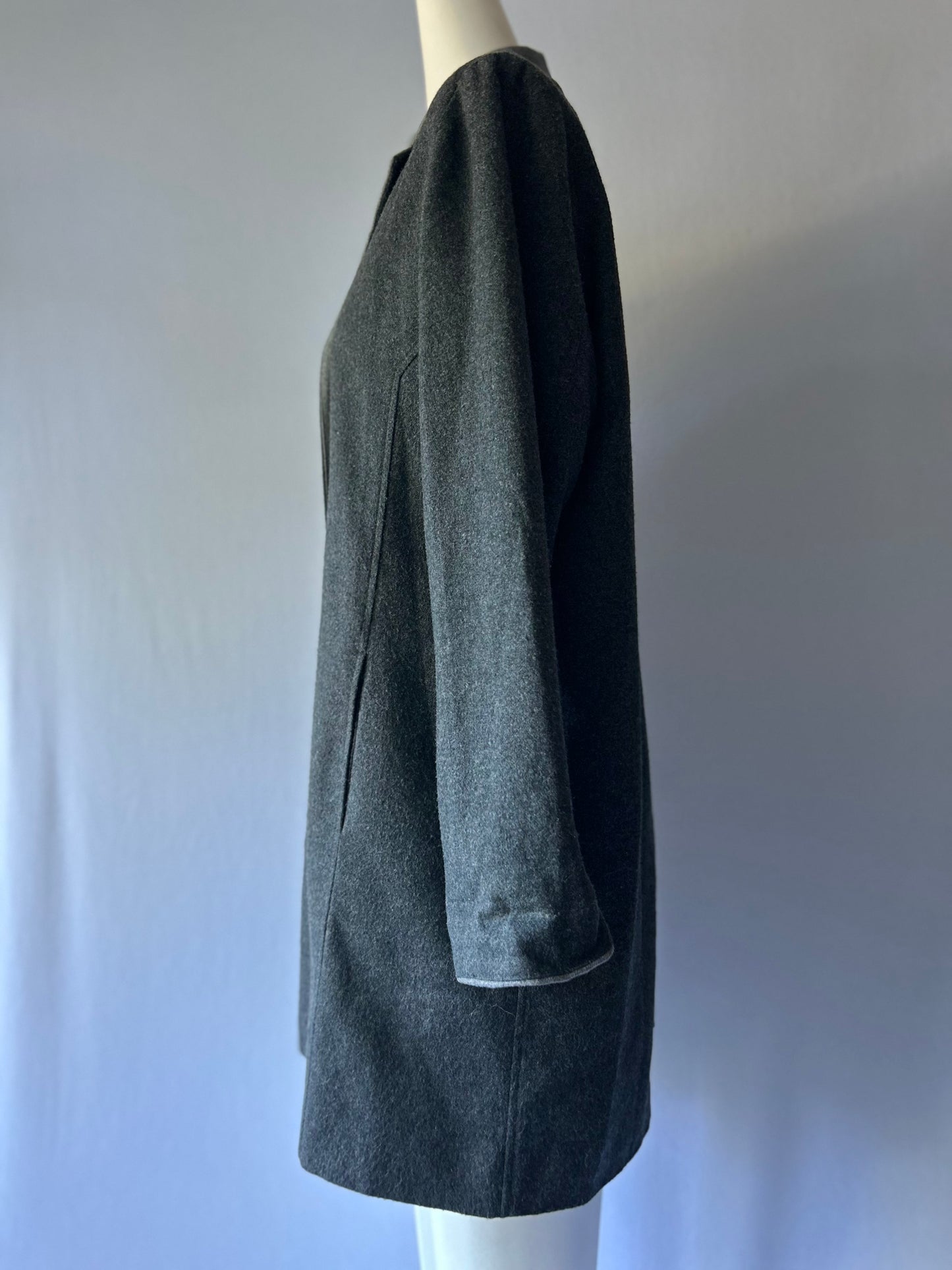 Grey Wool Blend Tailored Overcoat | Two-Tone Collar | Size 16 | Winter Outerwear