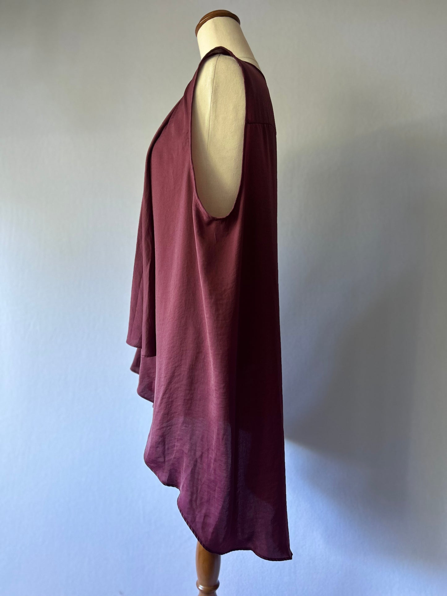Deep Plum V-Neck Draped High-Low Top - Size 16