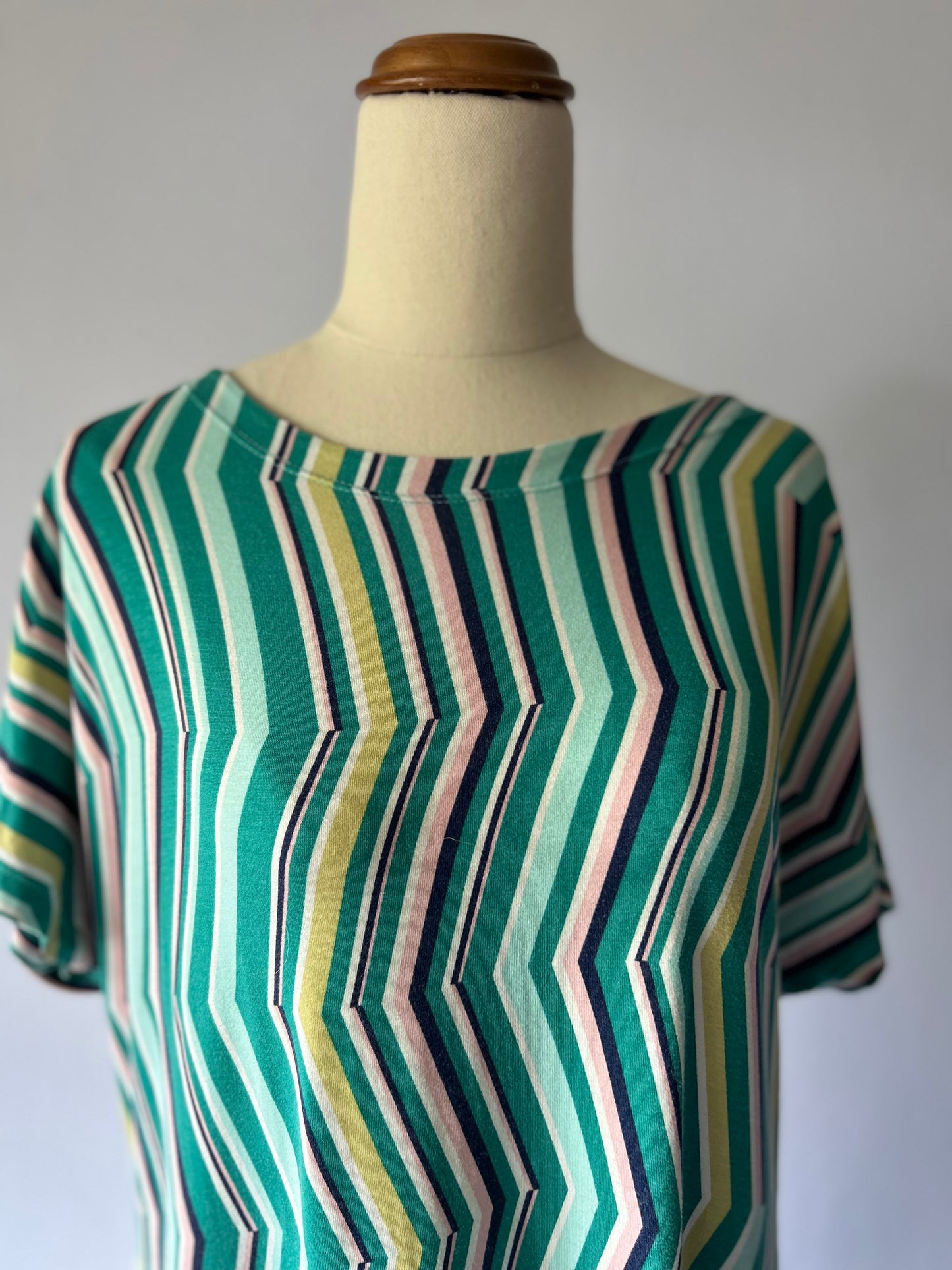 Striped Midi Dress with Side Pockets – Size M