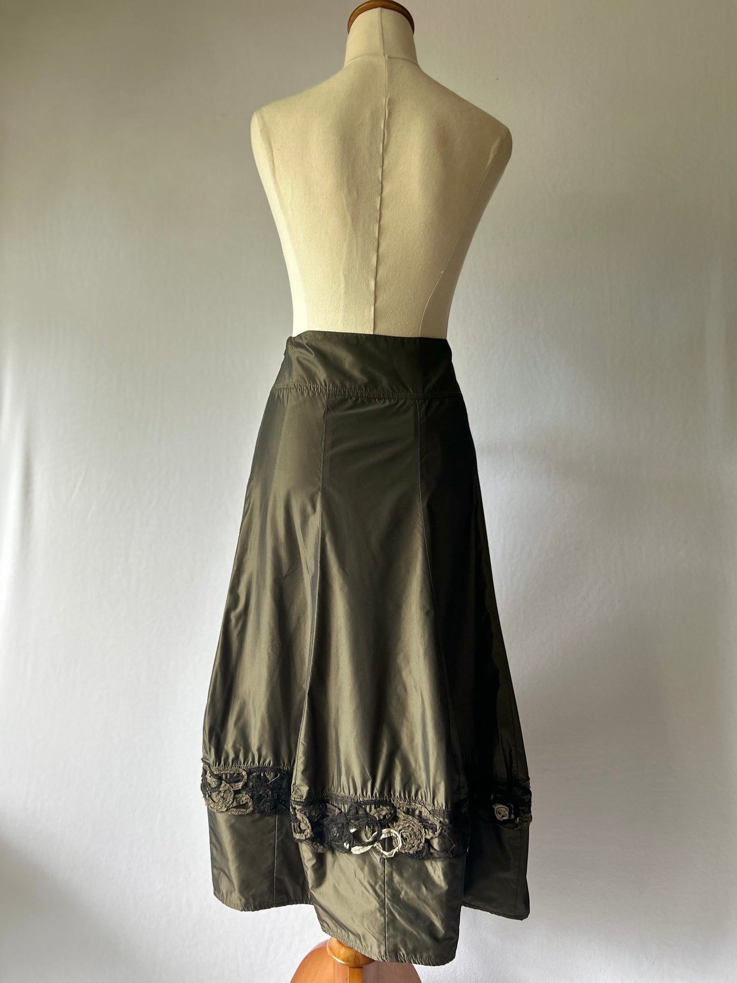 Jane Daniels Skirt – Size 8 (Made in New Zealand)