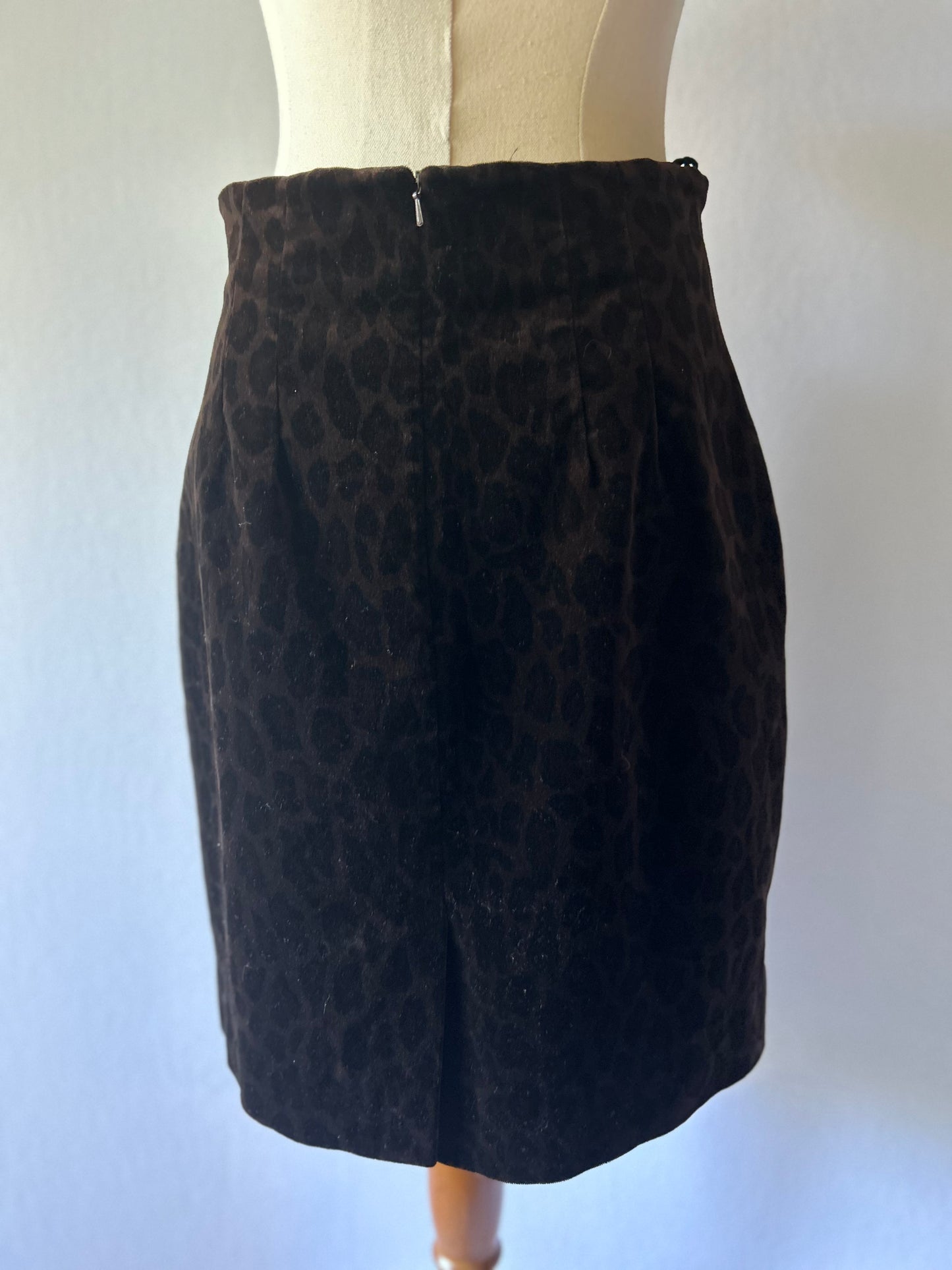 English Designer Leopard Print Pencil Skirt - Size 12