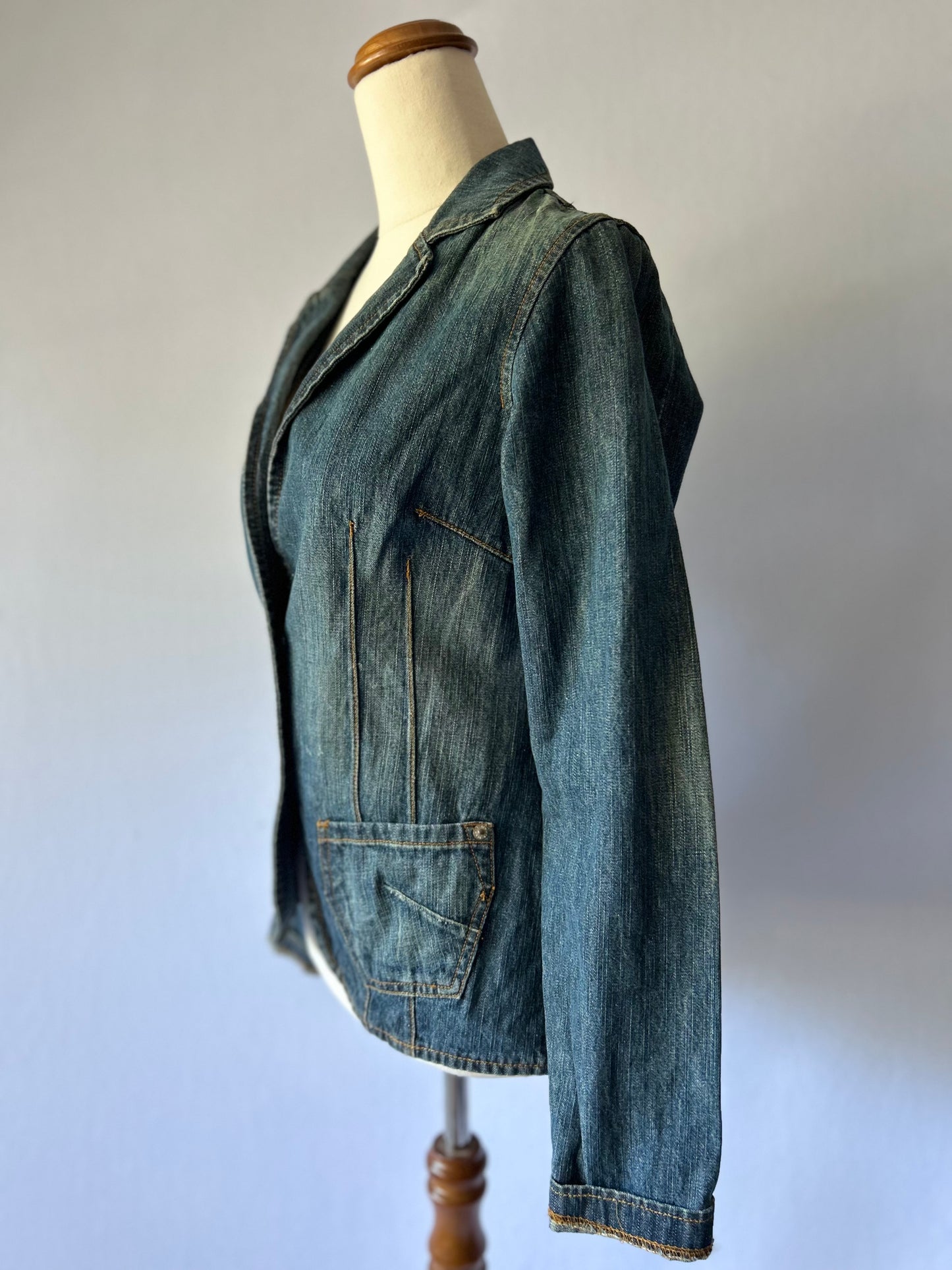 Chic & Tailored Cotton Denim Blazer - Short Fit (Size 8 / EUR 36)