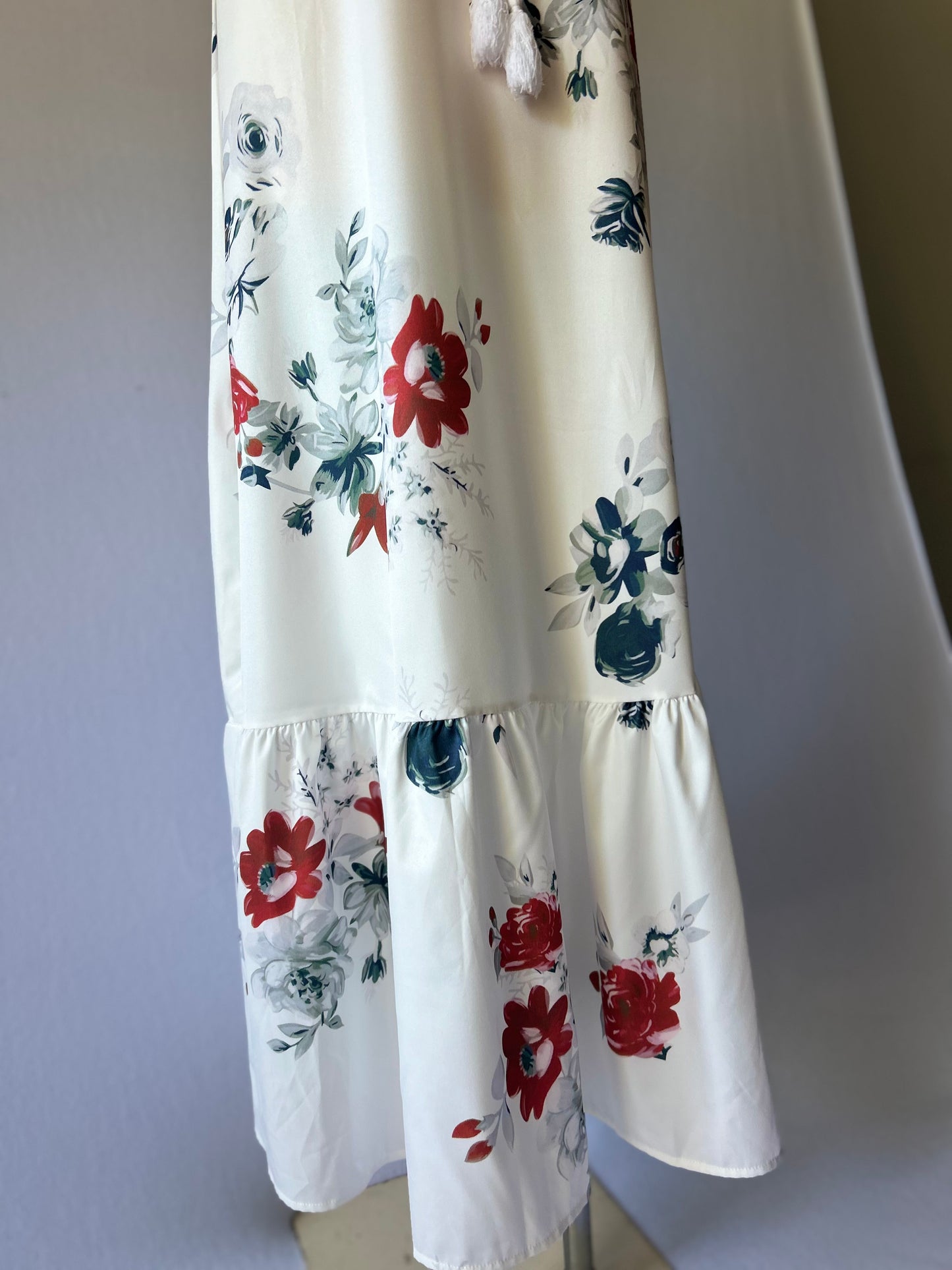 Romantic Floral Ruffle Maxi Dress (Size Small)