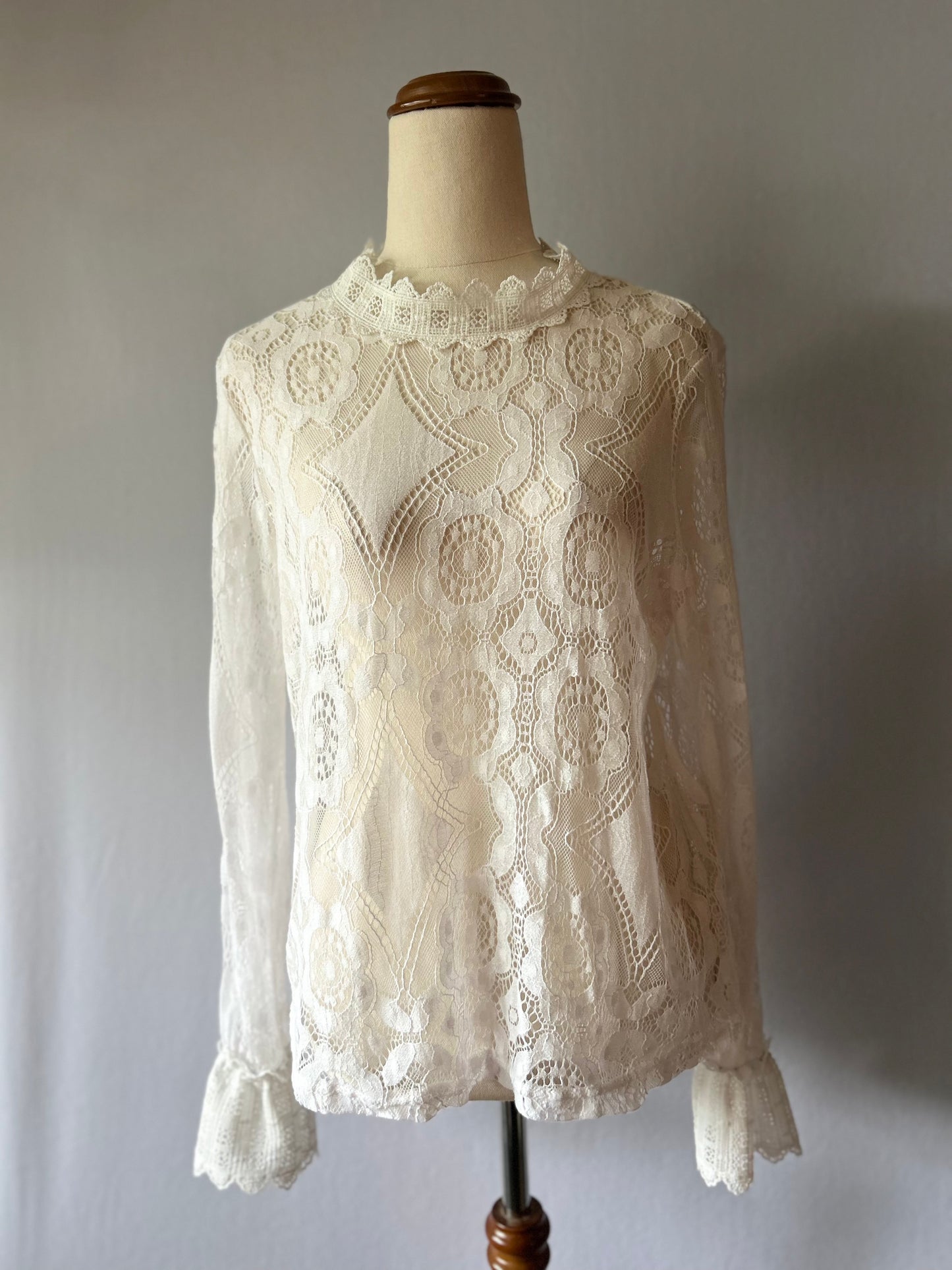 Romantic Sheer Floral Lace Blouse - Ivory White - Size M