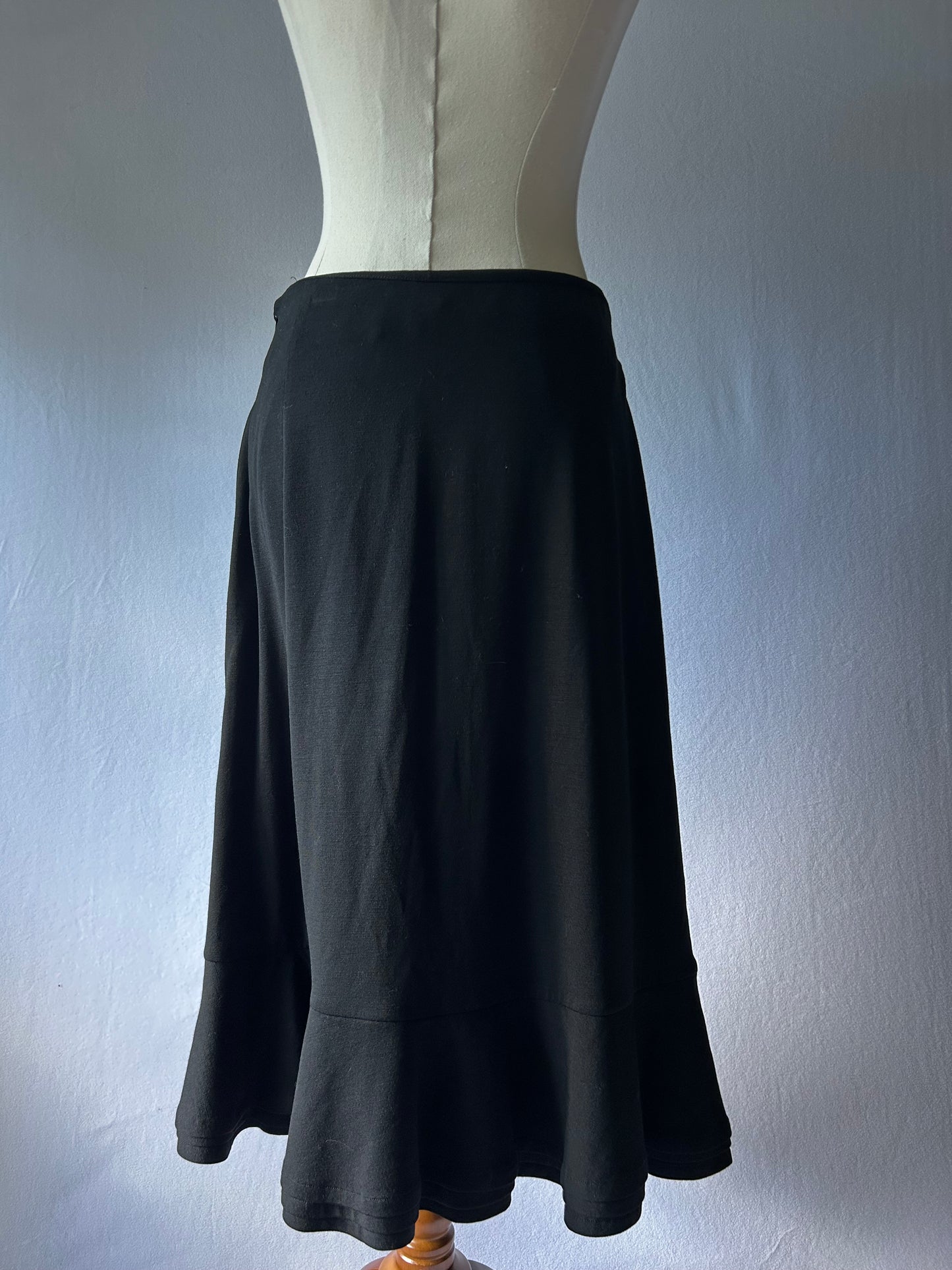 Jane Daniels Black Merino Wool skirt – Size 10