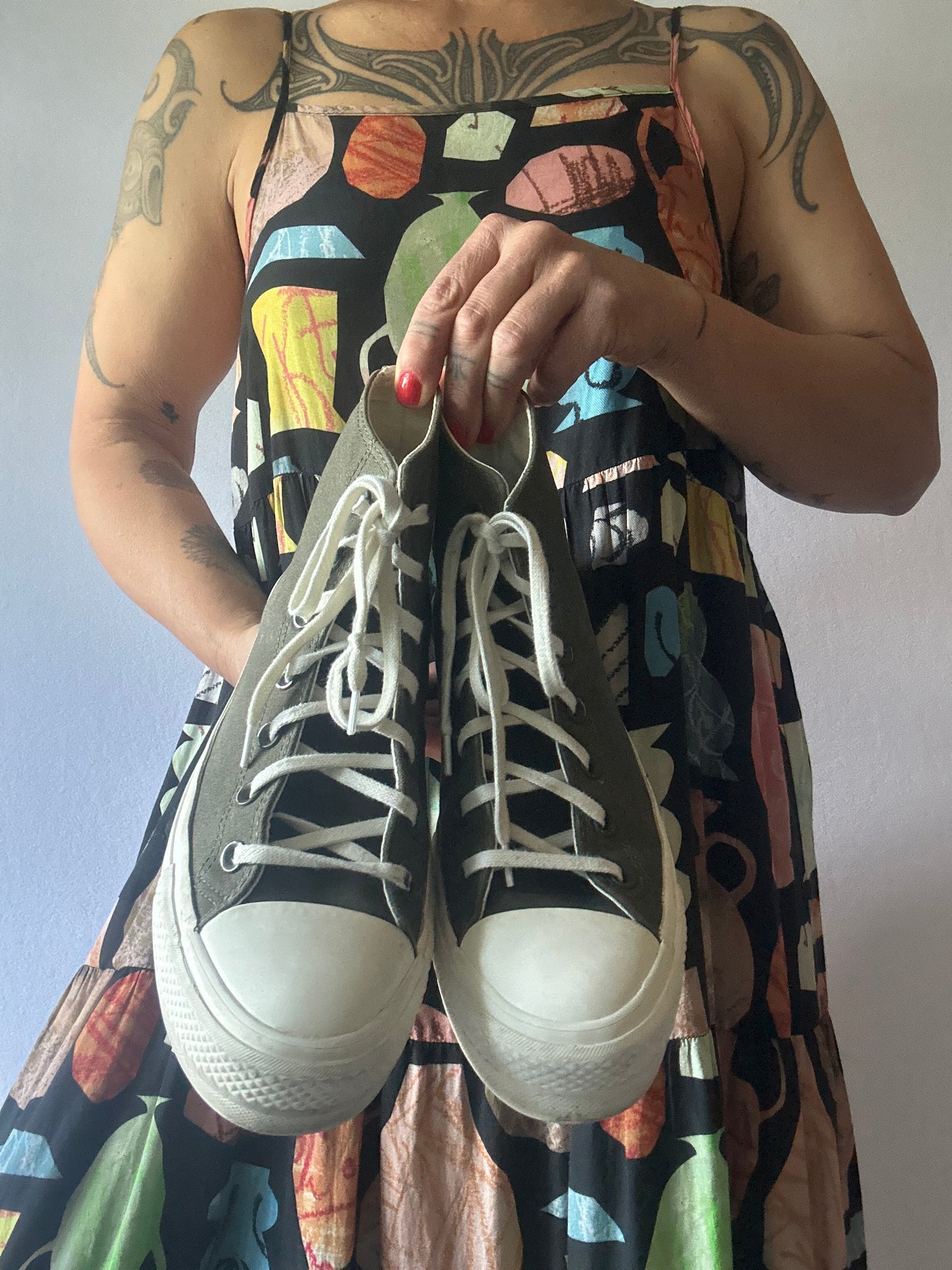 Olive Chuck Taylor Converse All Star – US 9 / UK 7 / EUR 40