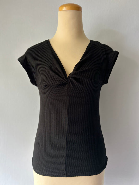 Seed Ribbed Black Knot Top - Viscose Blend, size small