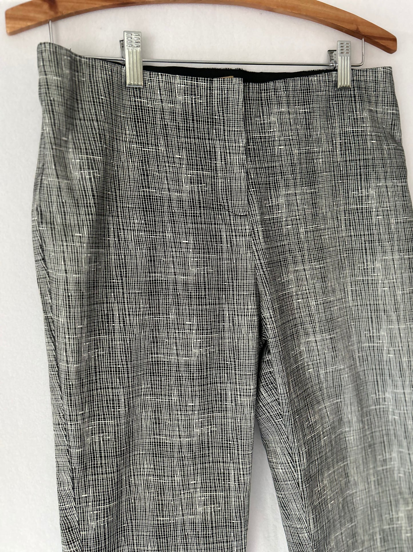 Monochrome Textured Slim-Fit Trousers – Size 12