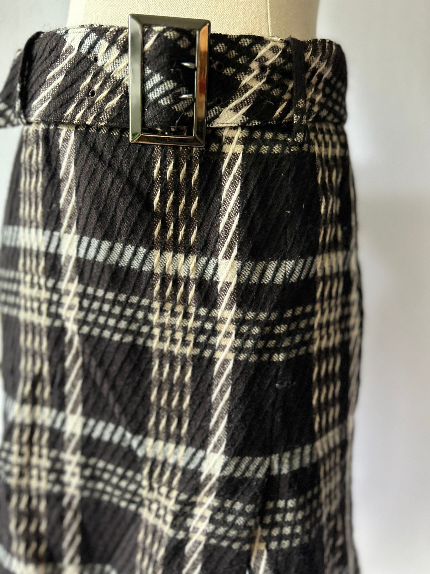 Textured Monochrome Check Belted Skirt – Size EUR 38 / US 4