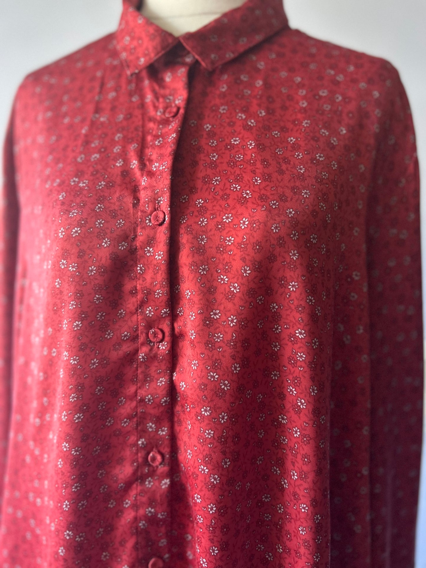 Red Printed Button-Up Shirt – Size 14, 100% Polyester