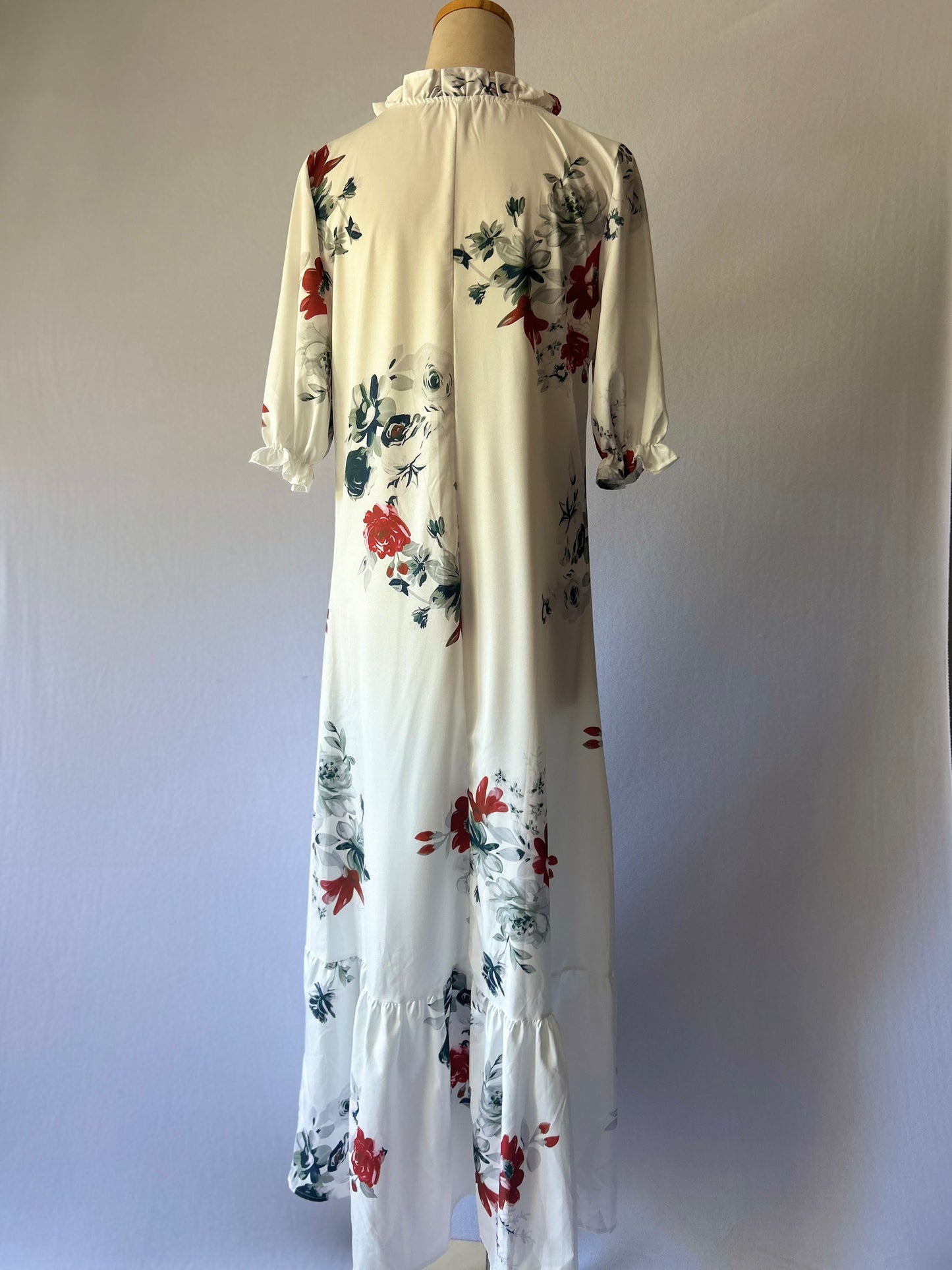 Romantic Floral Ruffle Maxi Dress (Size Small)