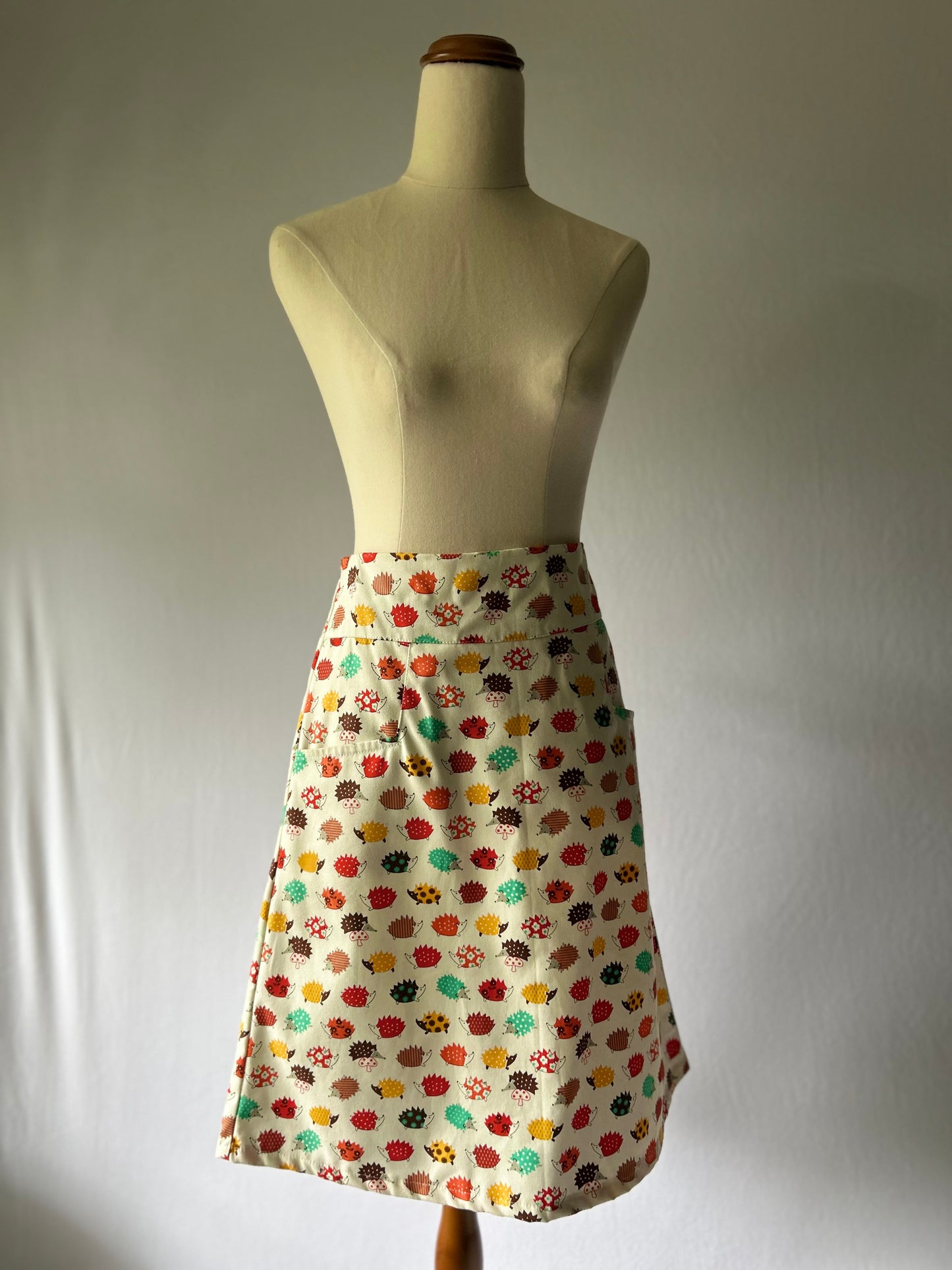 Hedgehog Print Cotton Skirt – Size XS