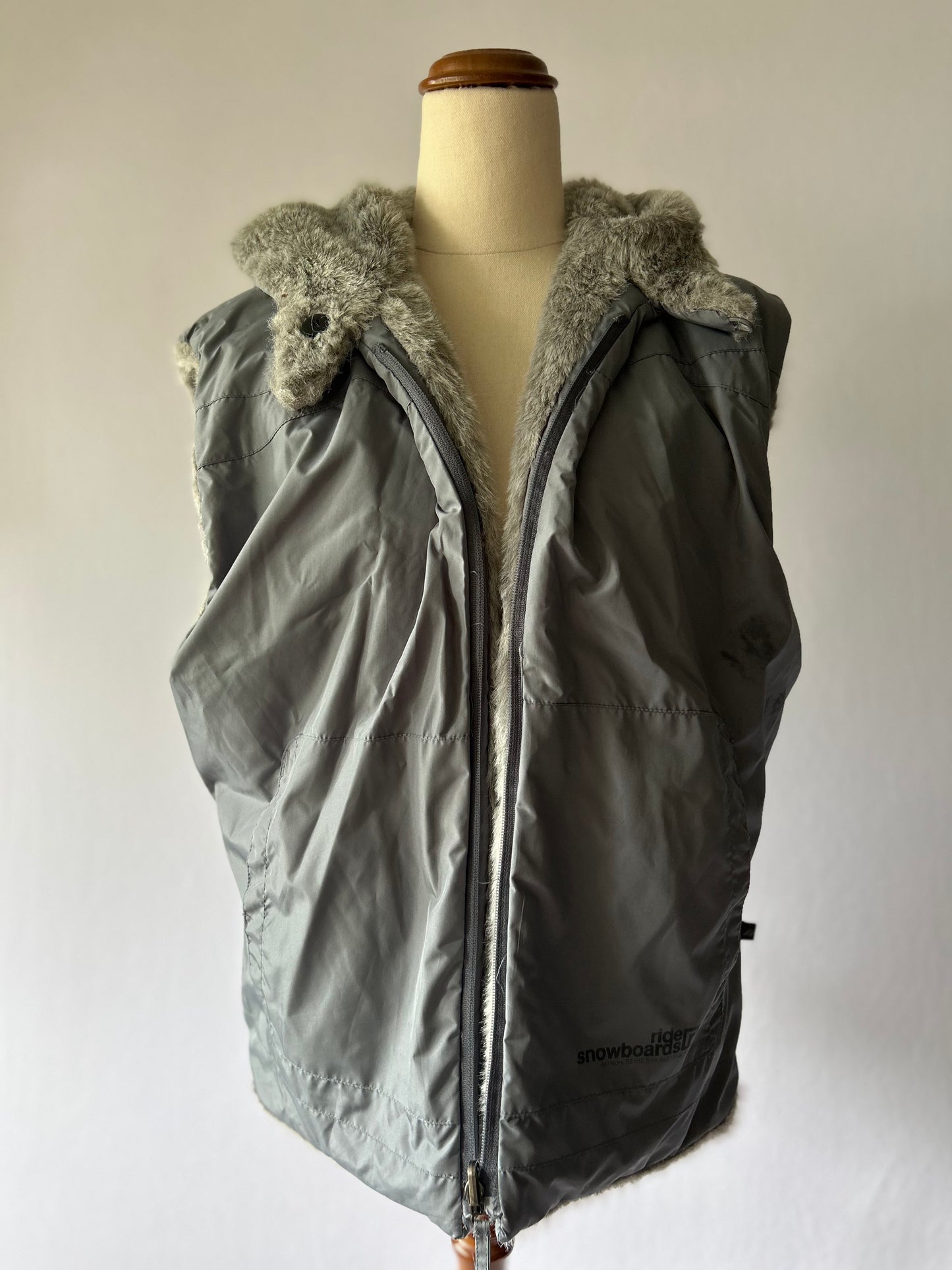 Ride Snowboards Reversible Faux-Fur & Nylon Puffer Vest - Size L