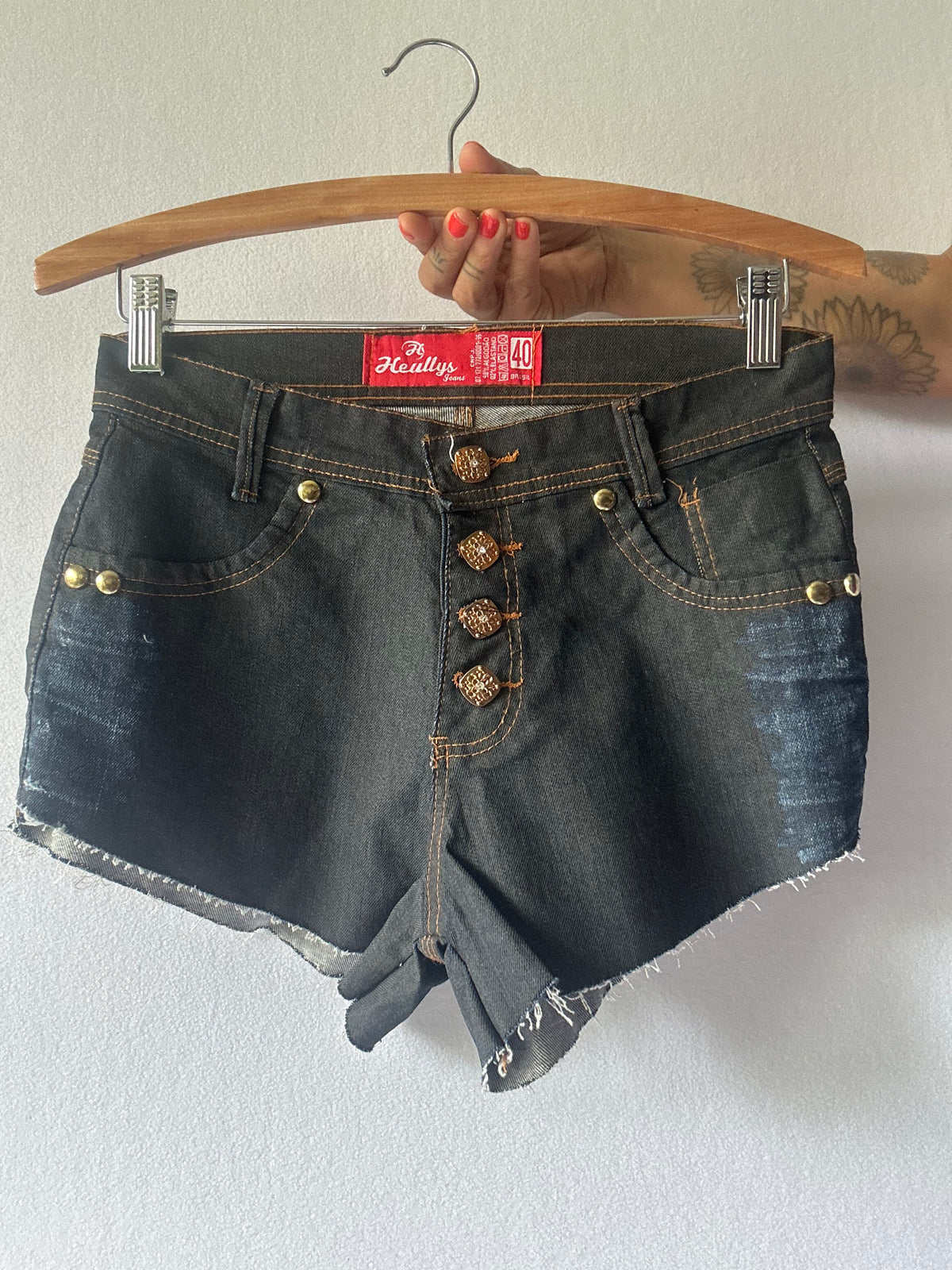 Hellmys Jeans Dark Wash Distressed Denim Shorts – Size 40 / 8