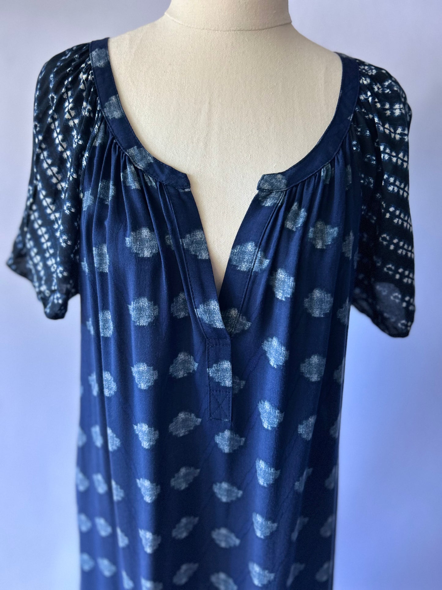 Velvet by Graham & Spencer Navy Printed Rayon Dress – Size S
