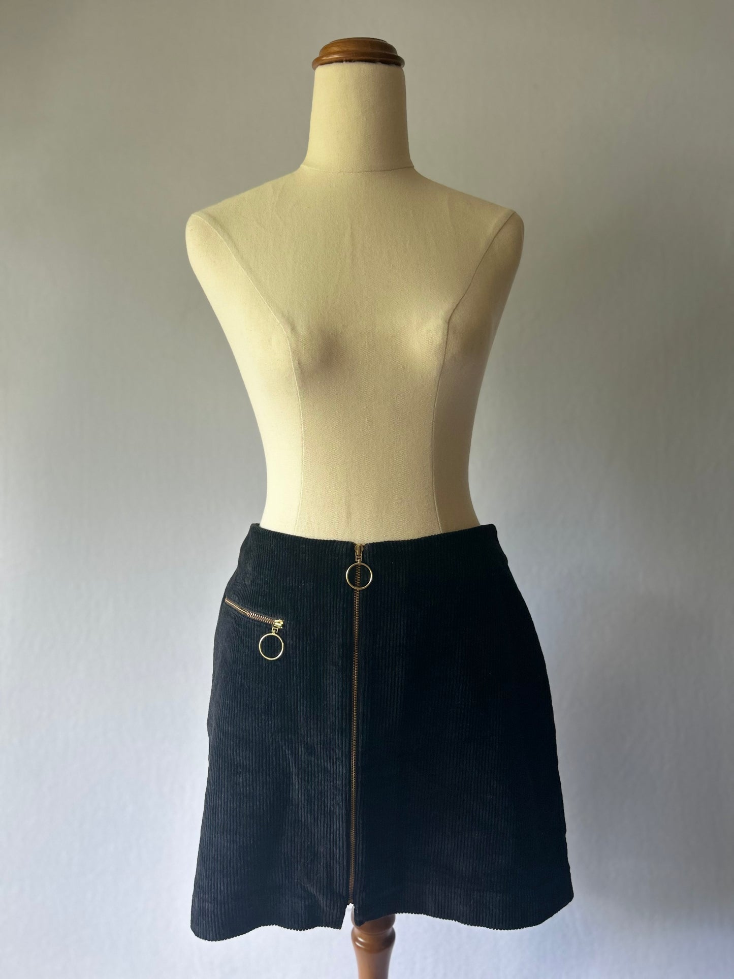 Ruby Black Corduroy Zip-Front Mini Skirt - Size 10
