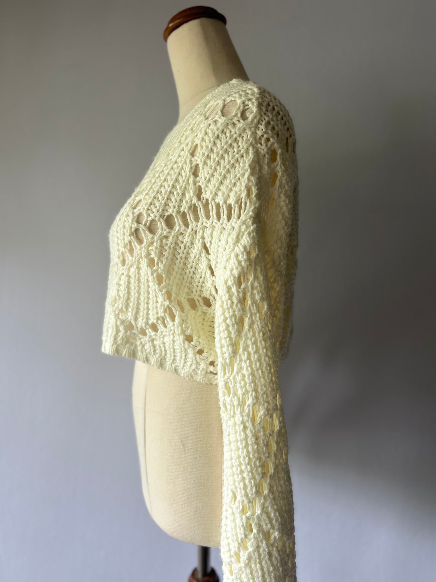 Vanilla Crochet Cropped Top – Size Small