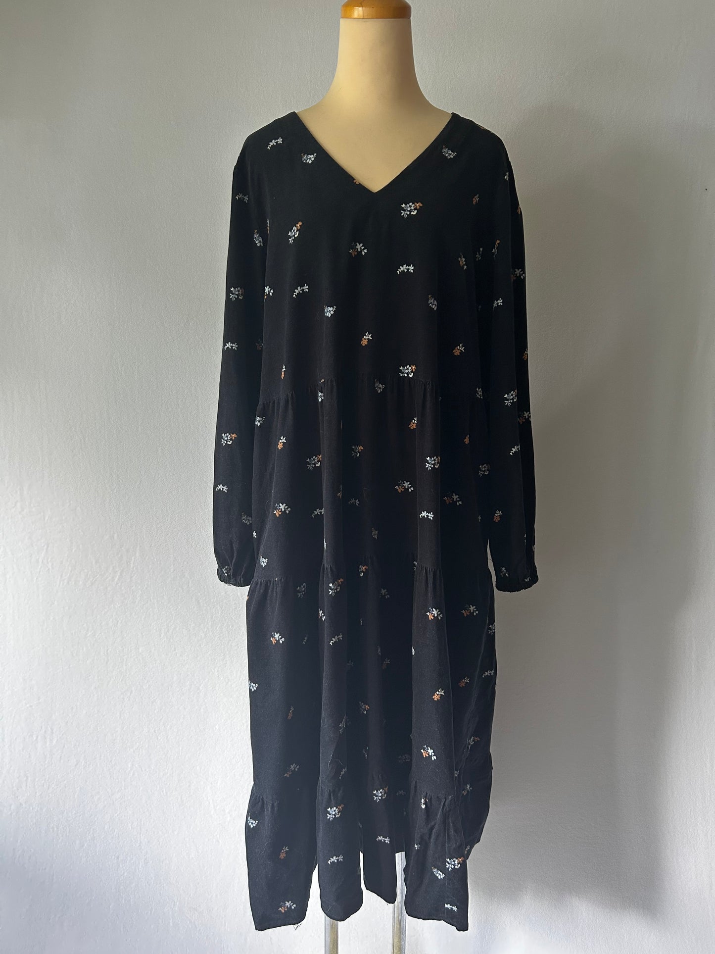 Navy Floral Tiered Corduroy Midi Dress - Size 14