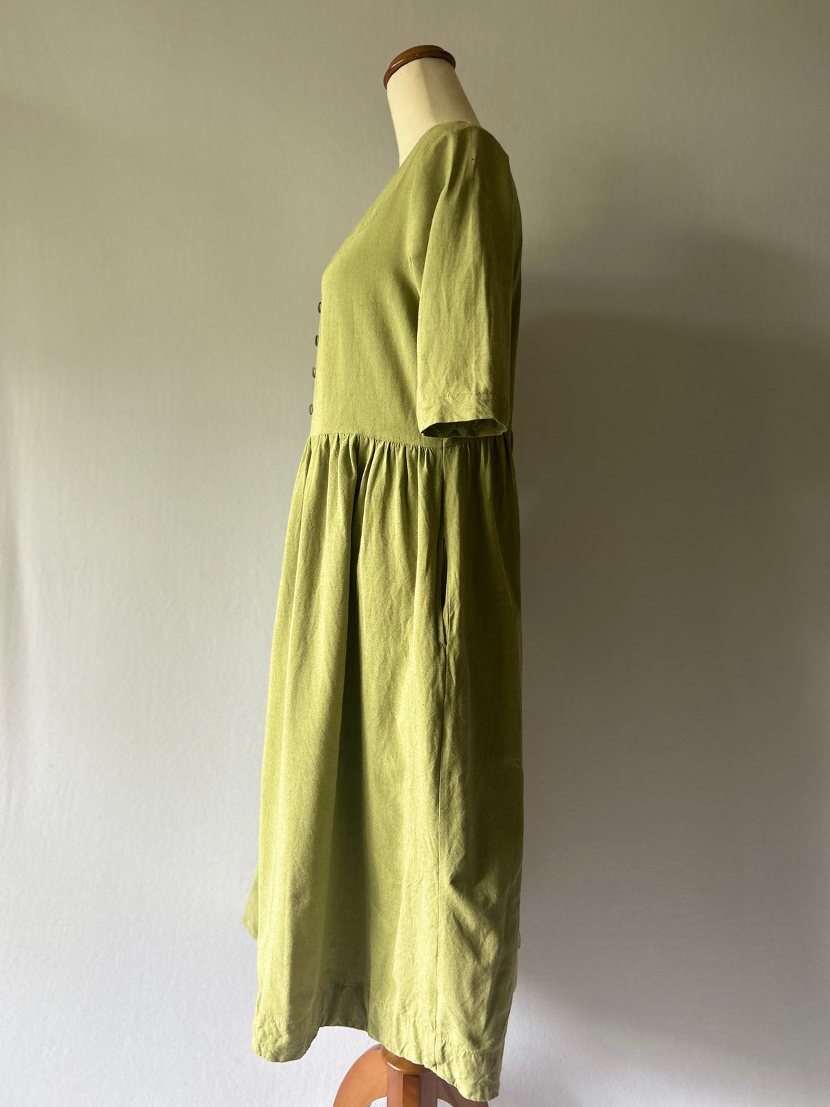 Handmade in Nepal Olive Green Cotton Button-Front Midi Dress - Size L