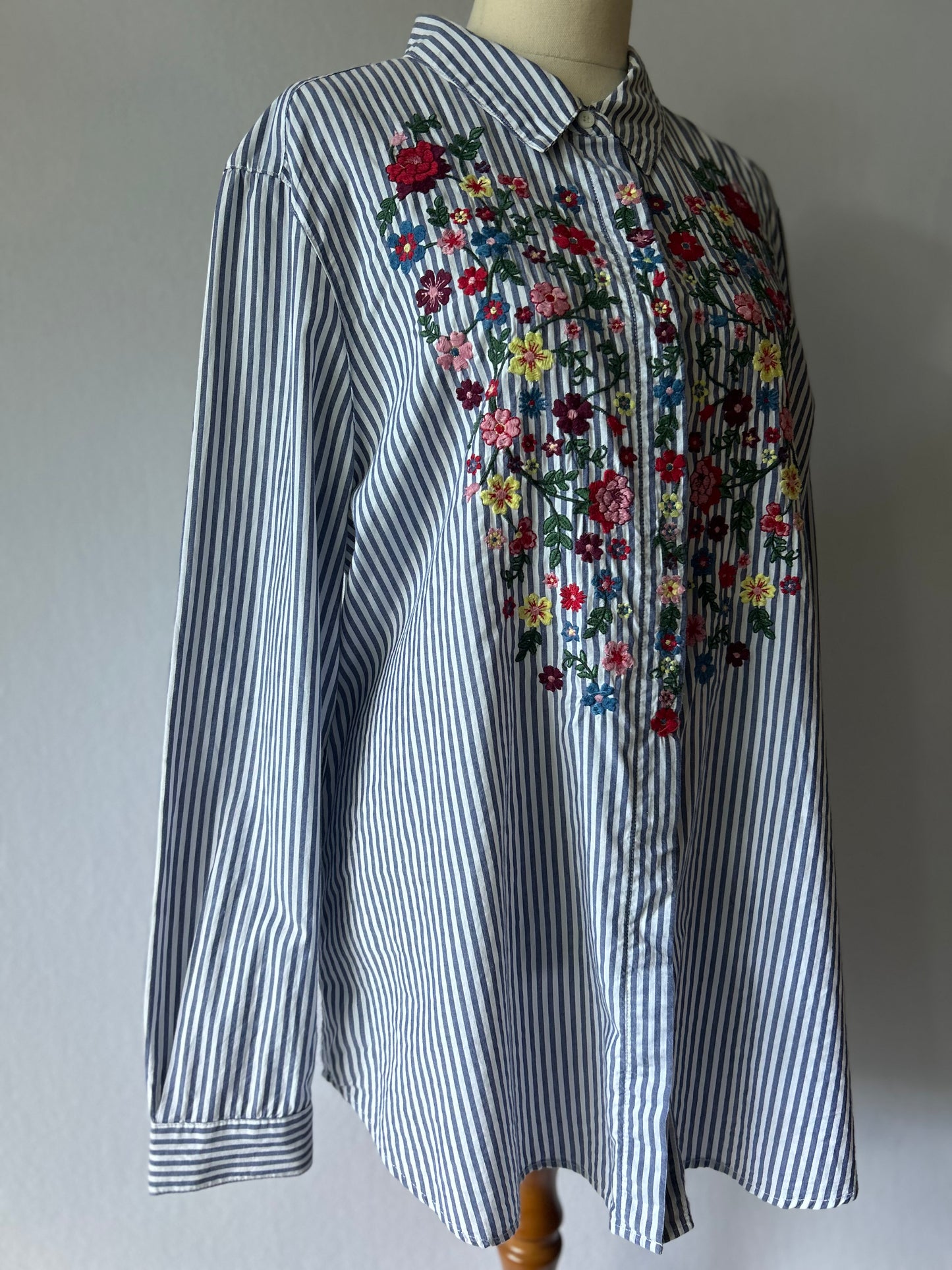 Just Jeans 100% Cotton Stripe Button-Down | Heart Floral Embroidery | Size 14
