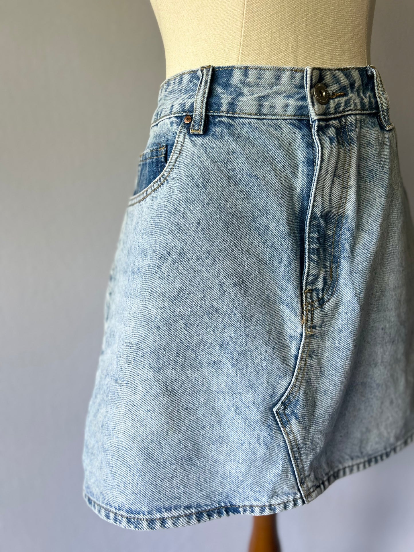 Cotton On High-Rise Denim Mini Skirt - Acid Wash - Size 12
