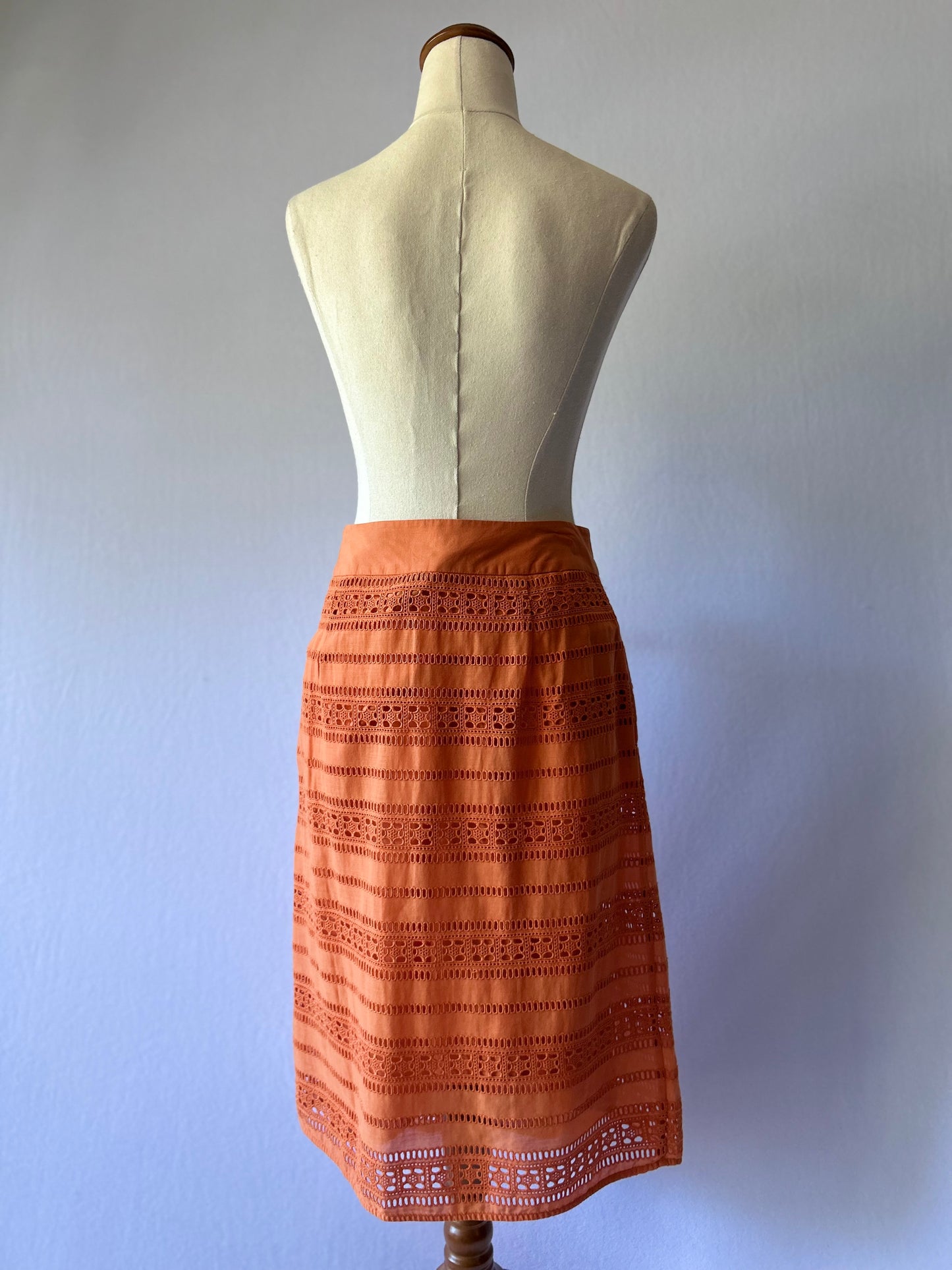 Mara Max Cotton Broderie Anglaise/Eyelet Skirt (Size Small)