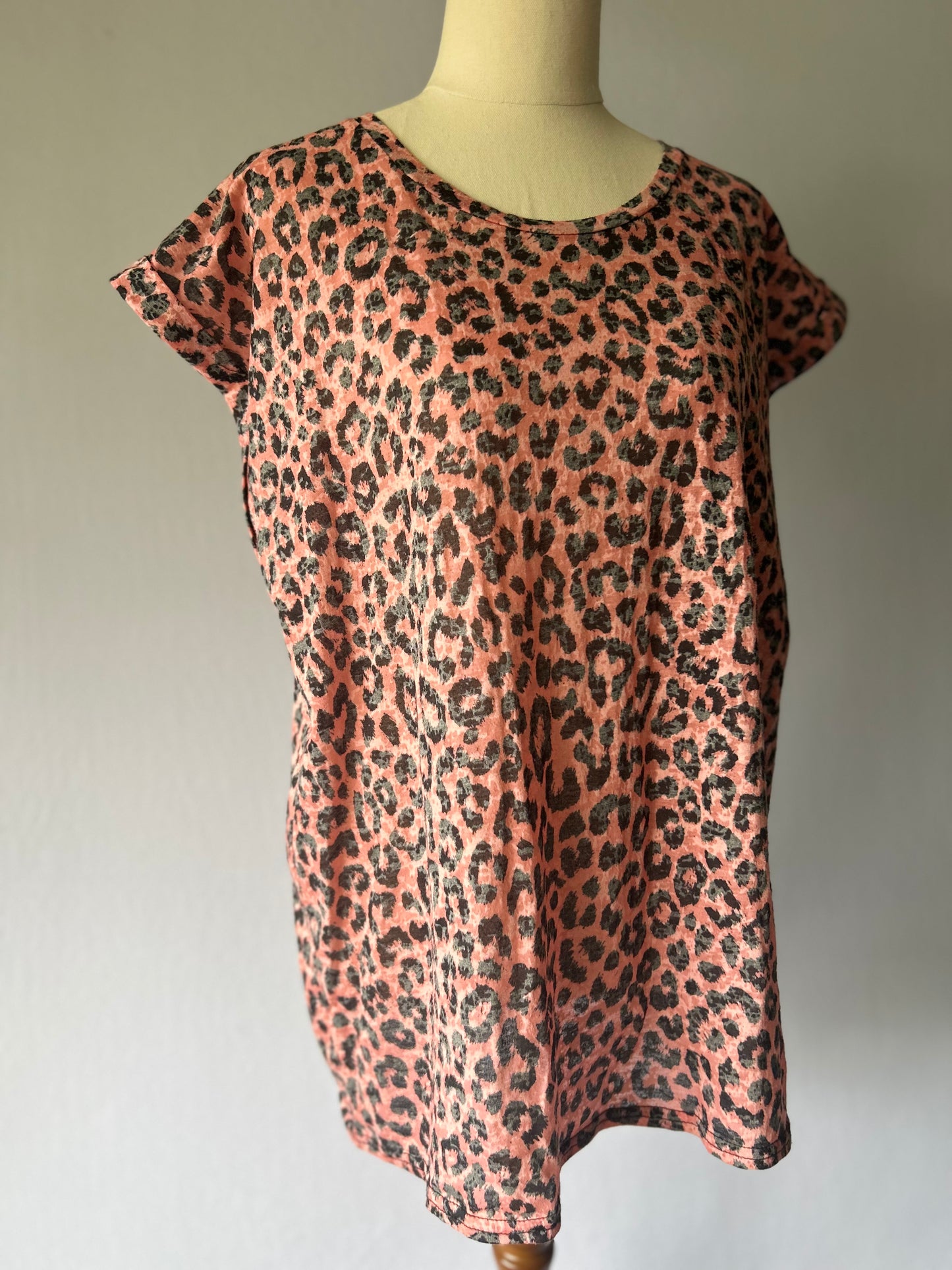 Black & Pink Leopard Print T-Shirt – Size 14, Polyester Viscose Blend