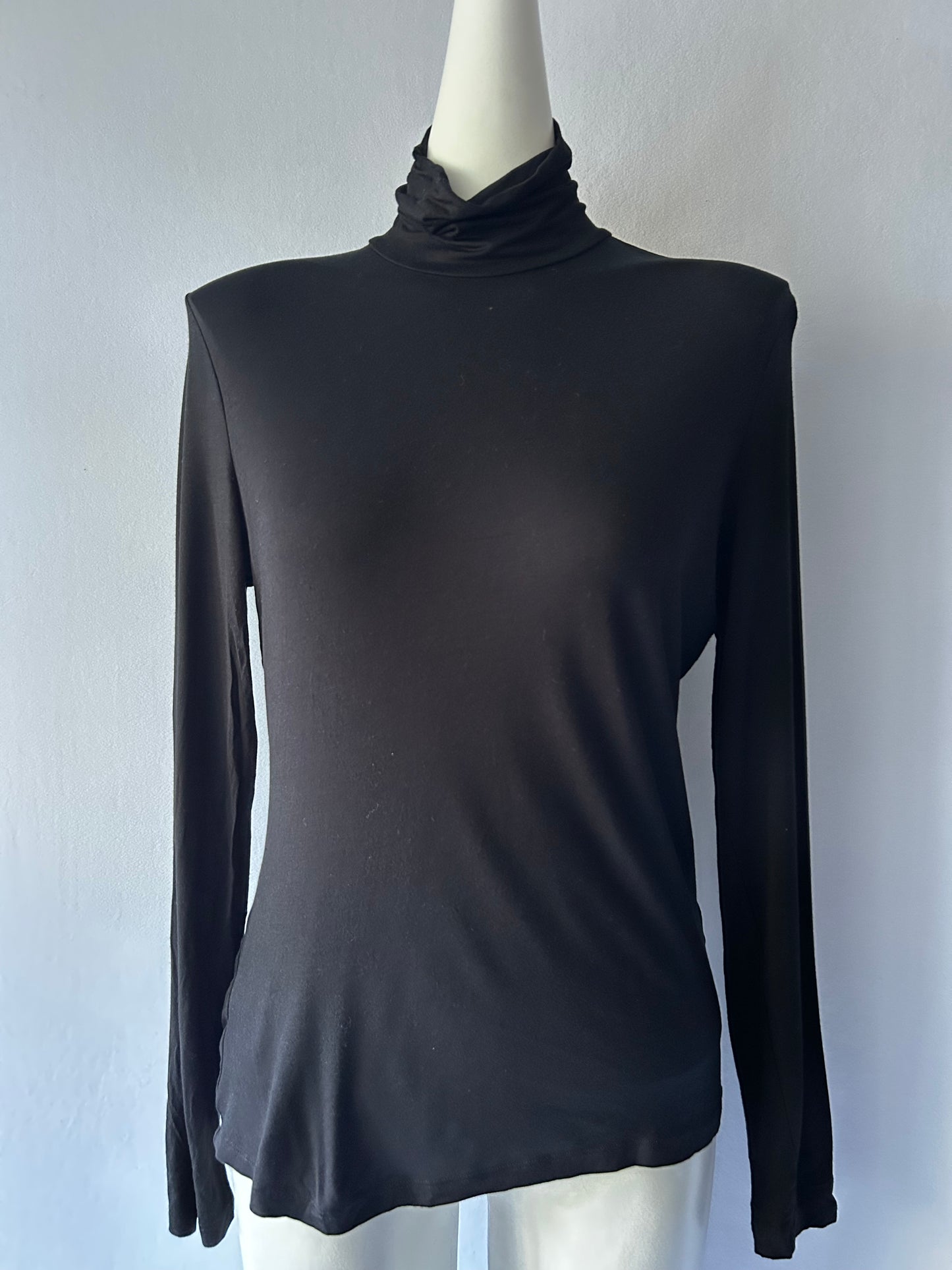 Black High-Neck Long Sleeve Turtleneck Top - Size M