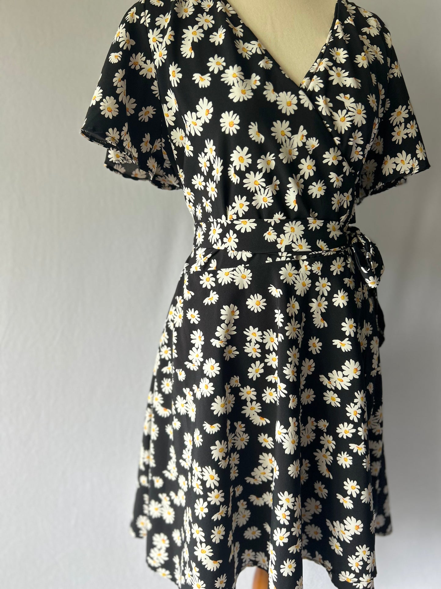 Little Daisy Black Wrap Dress Size M