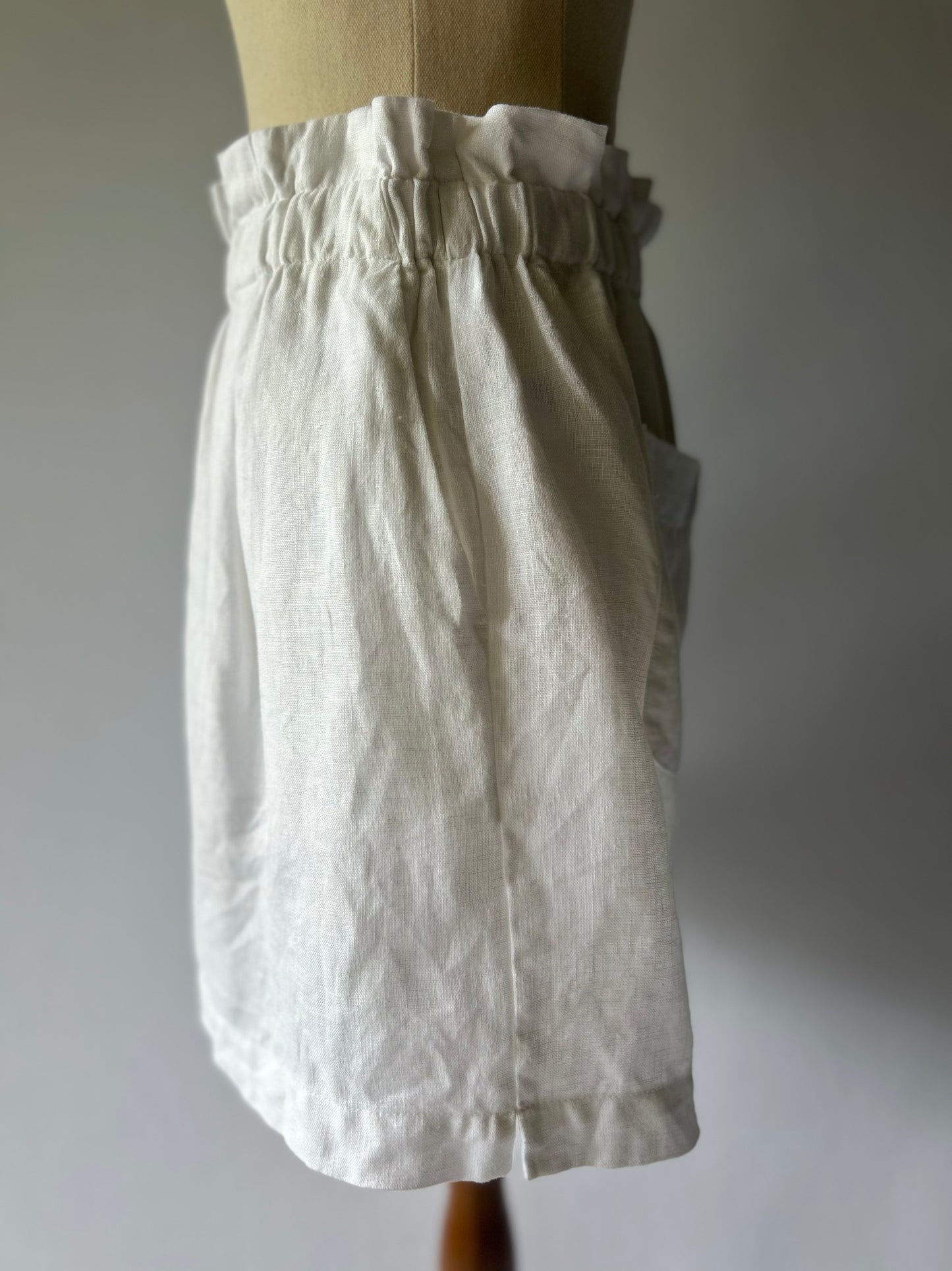 Saba White Linen Shorts - 100% Linen - Size XS