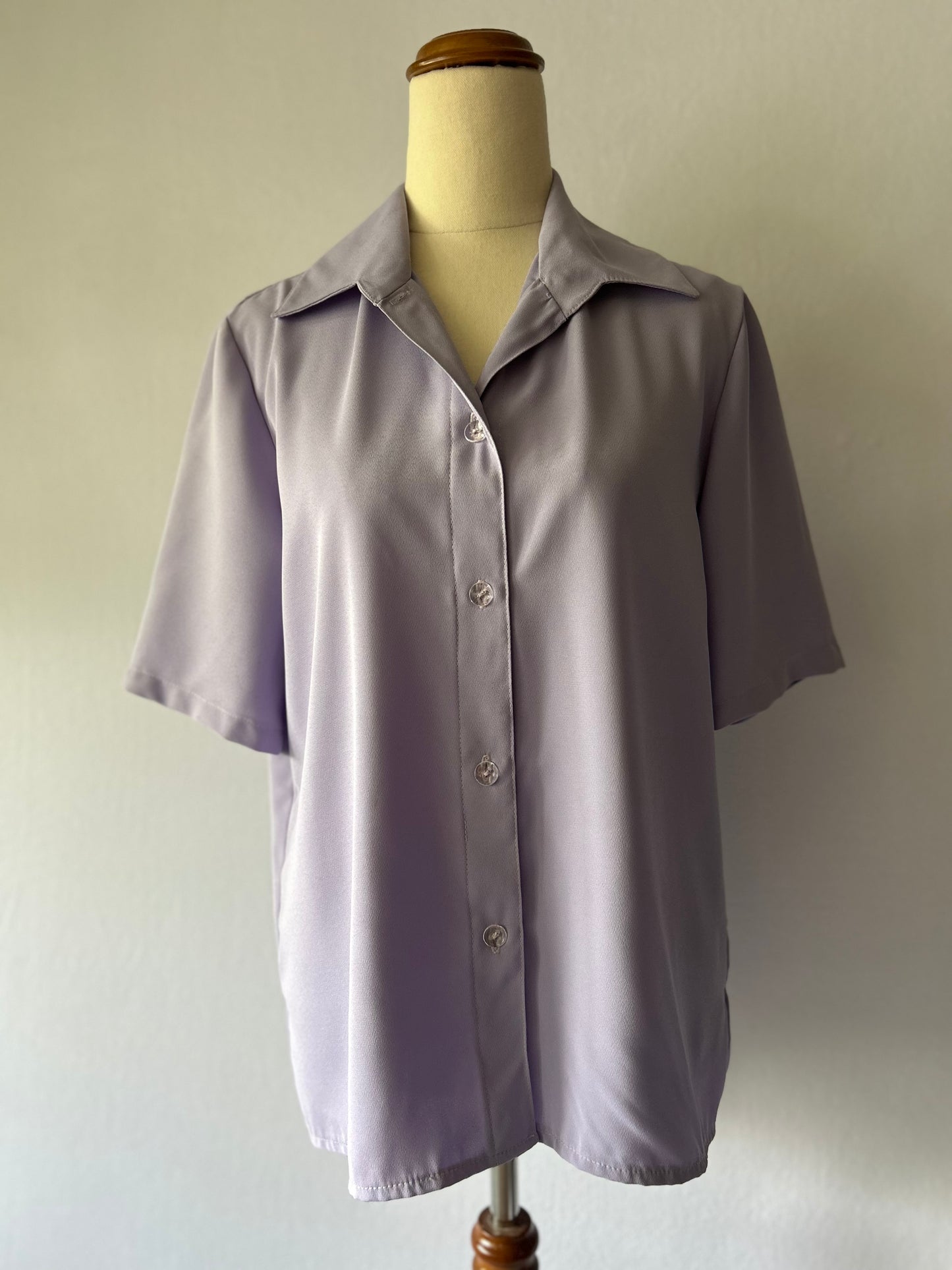 Lavender Button-Up Shirt, size L