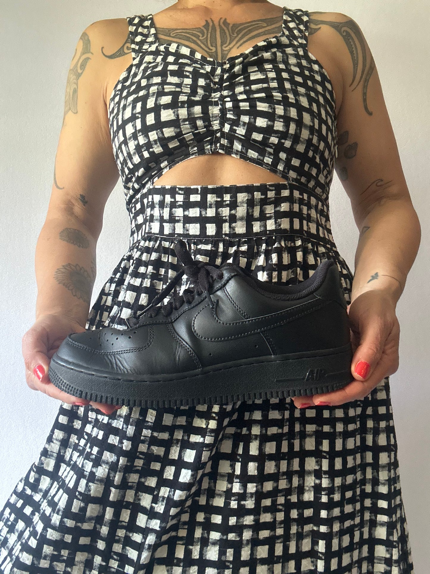 Nike Air Force 1 Black – US 8.5 / UK 7.5 / EUR 42