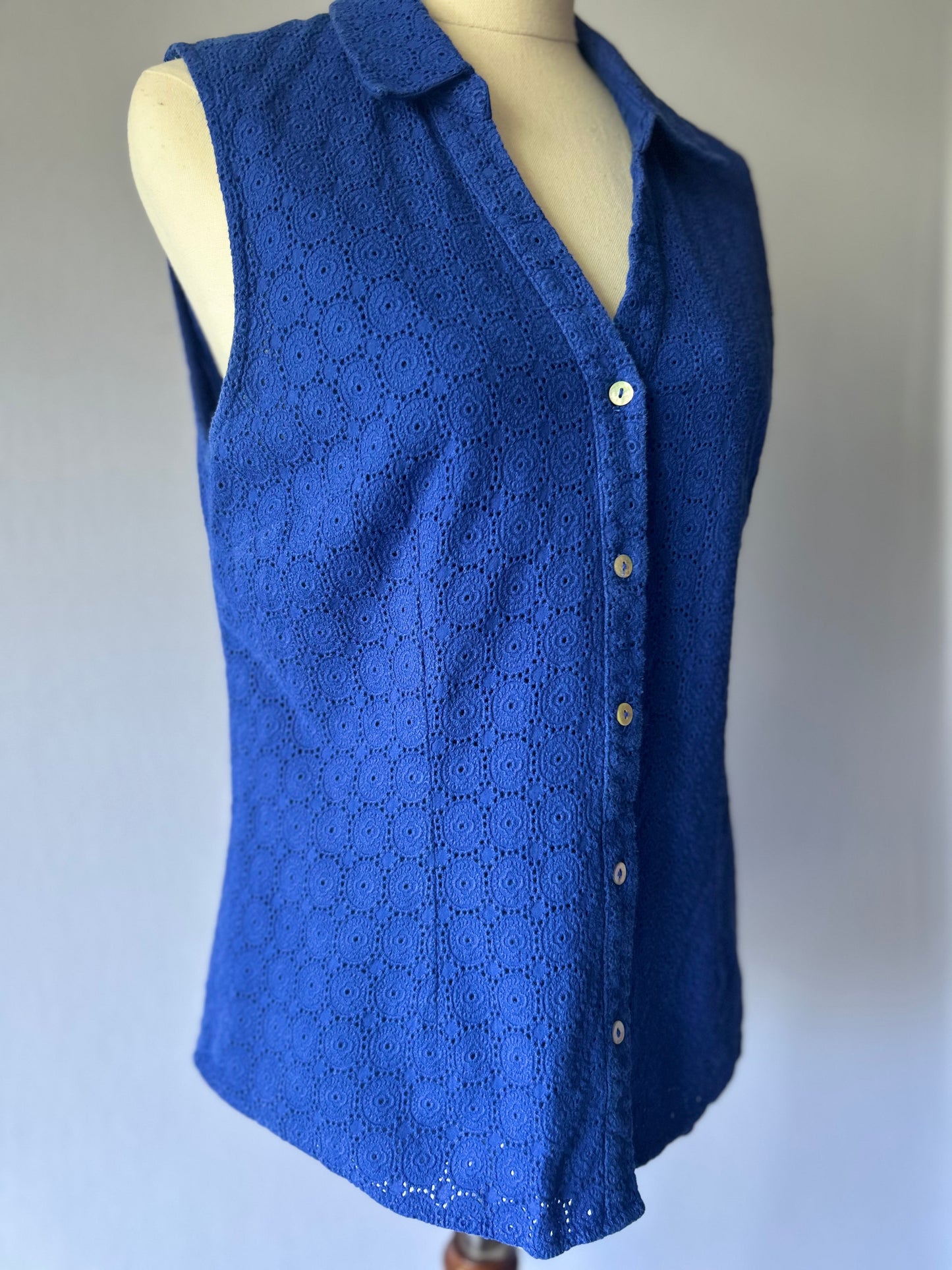 Blue Cotton Sleeveless Shirt – Size 12