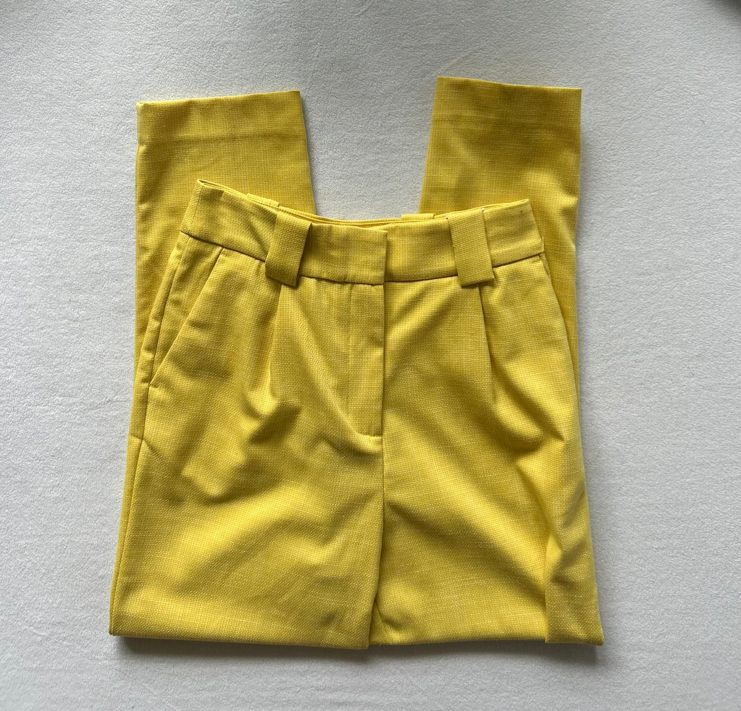 Yellow Tailored Pants – Size 6