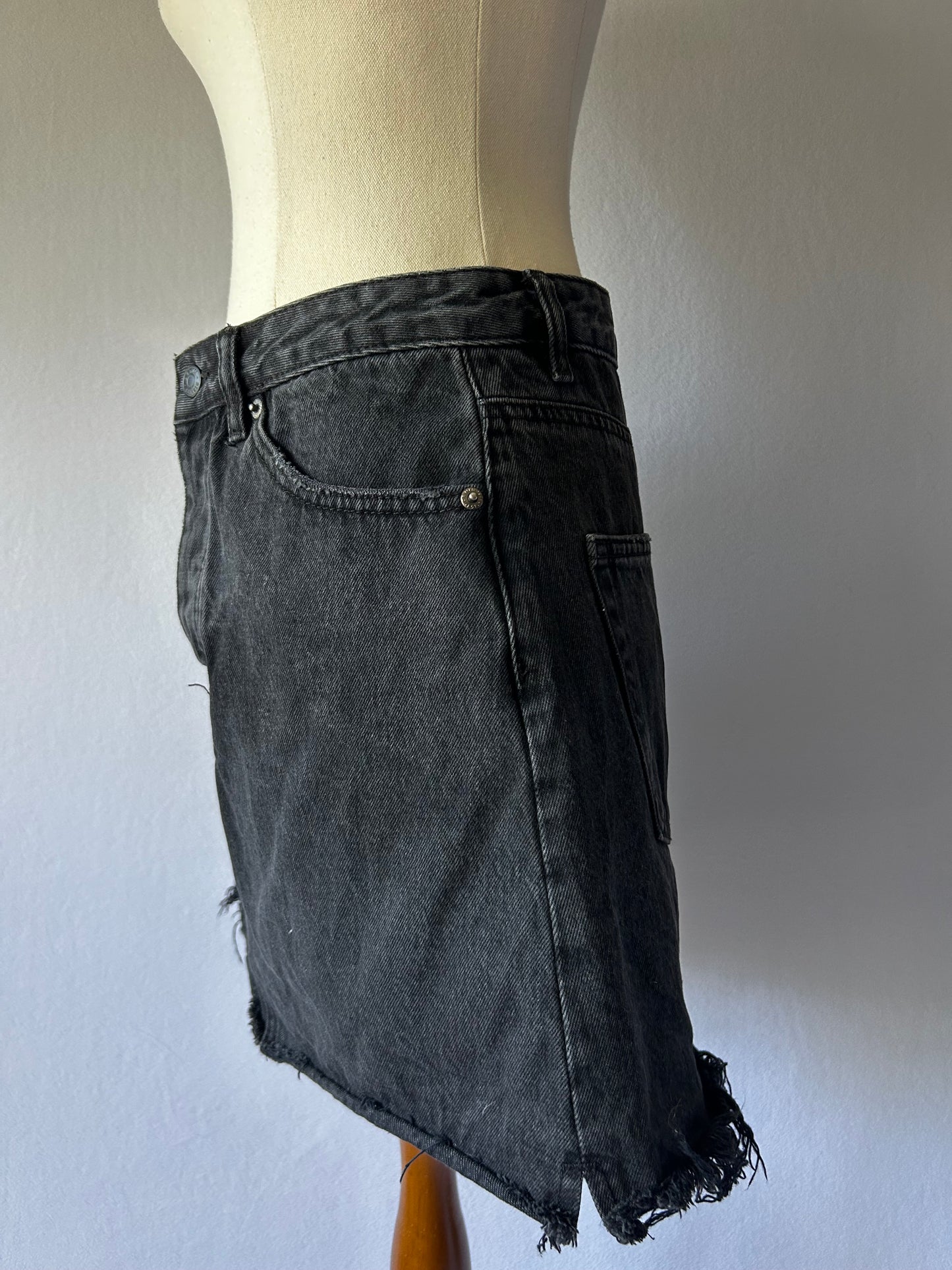 Mini Black Denim Skirt – Size 10