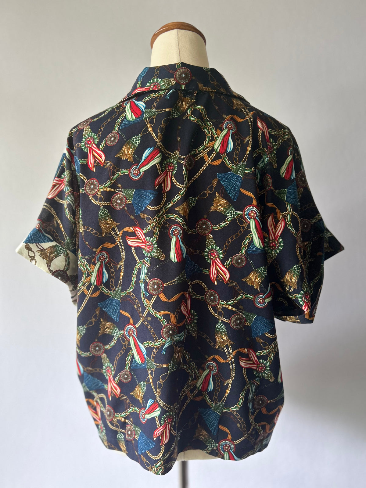 Half-and-Half Chain & Tassel Scarf Print Short Sleeve Shirt - Size Large
