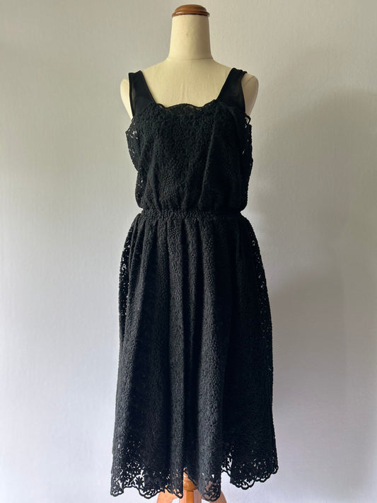 Kate Sylvester Intricate Floral Guipure Lace Midi Dress - Black - Size M