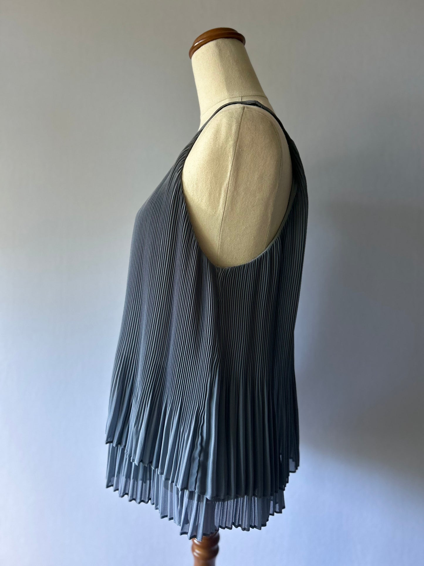 Storm Plissé Tiered Halter Top - Grey - Size 10