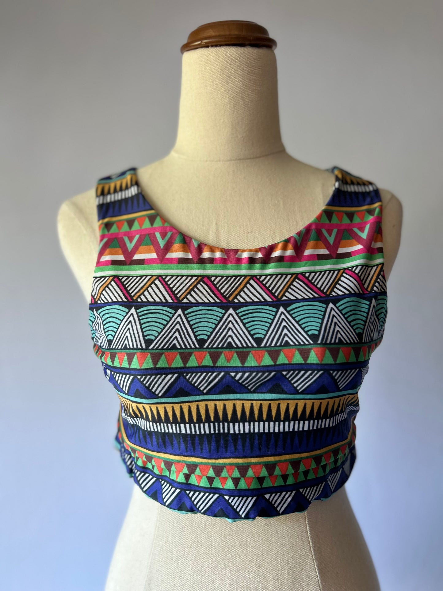 Geometric Print Crop Top – Size Small
