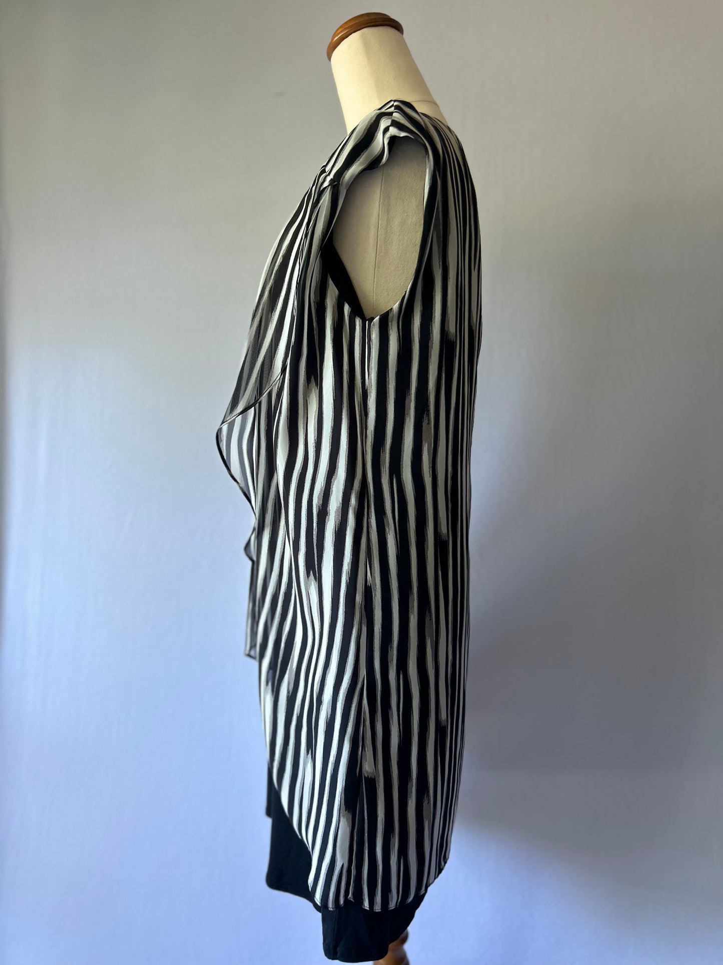 Black & White Abstract Layered Dress – Size 12