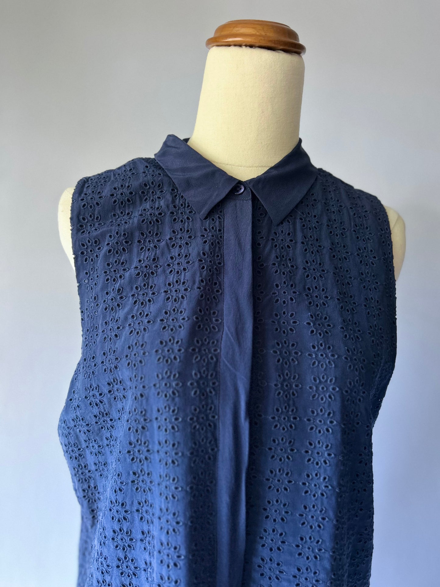 Navy 100% Silk Broderie Anglaise Sleeveless Shirt Dress – Size M