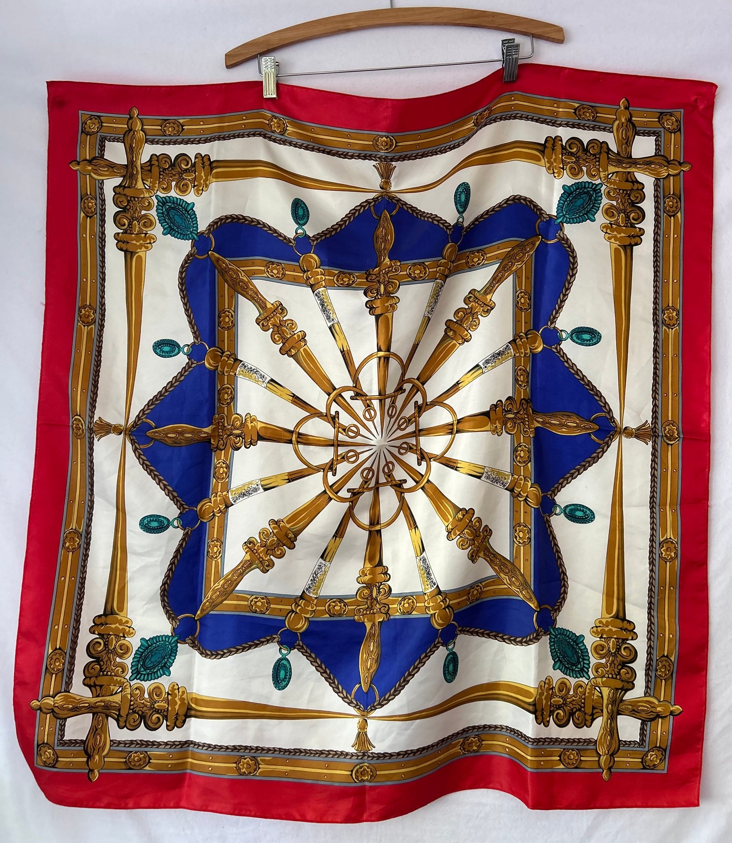 Vintage-Inspired Silk Scarf – Bold Baroque Print