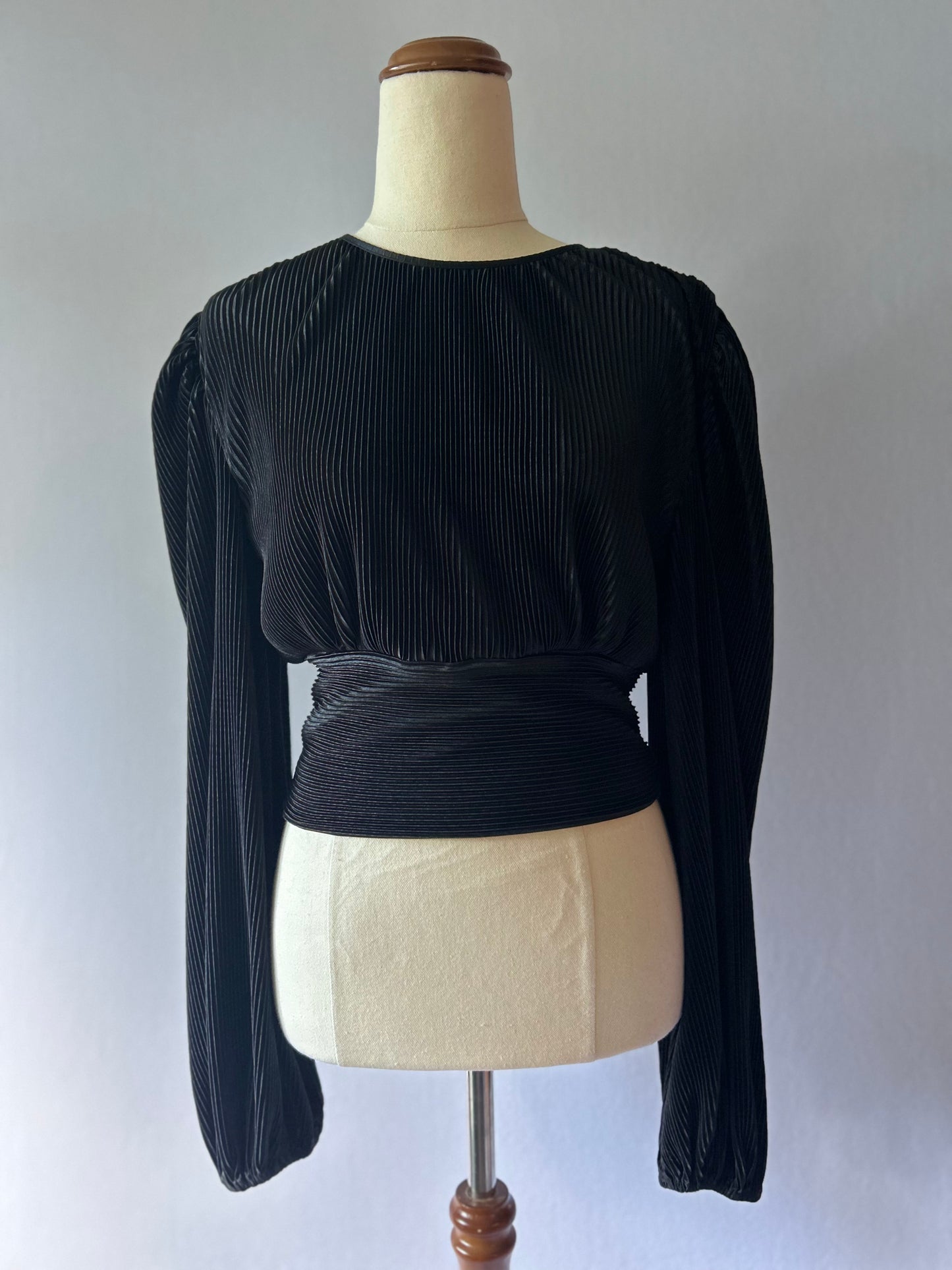 The Fifth Label Black Plissé Long Sleeve Top - Size 8