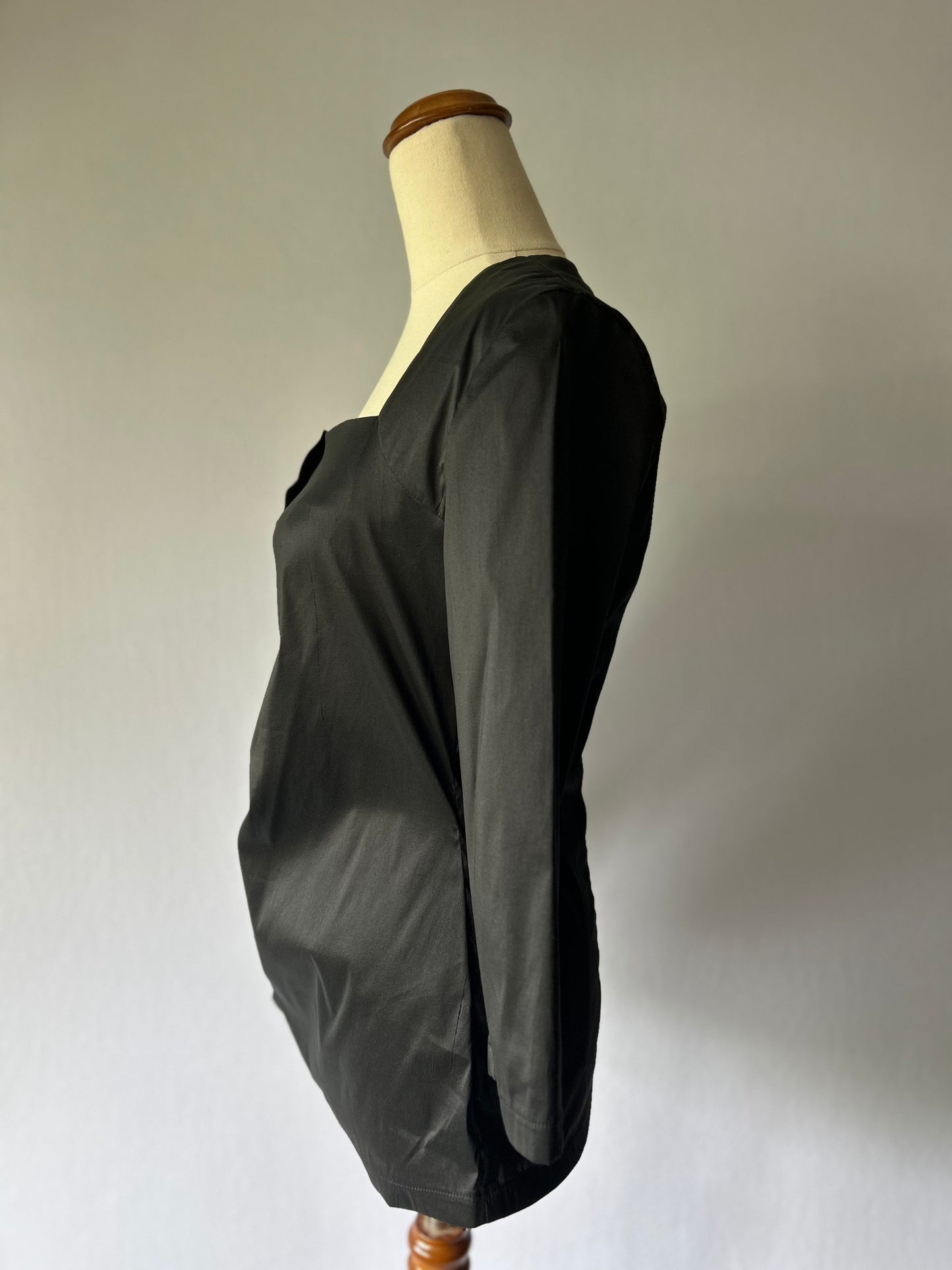 Jane Daniels Luxury Silk-Blend Graphic Top – Size 12, new with tag