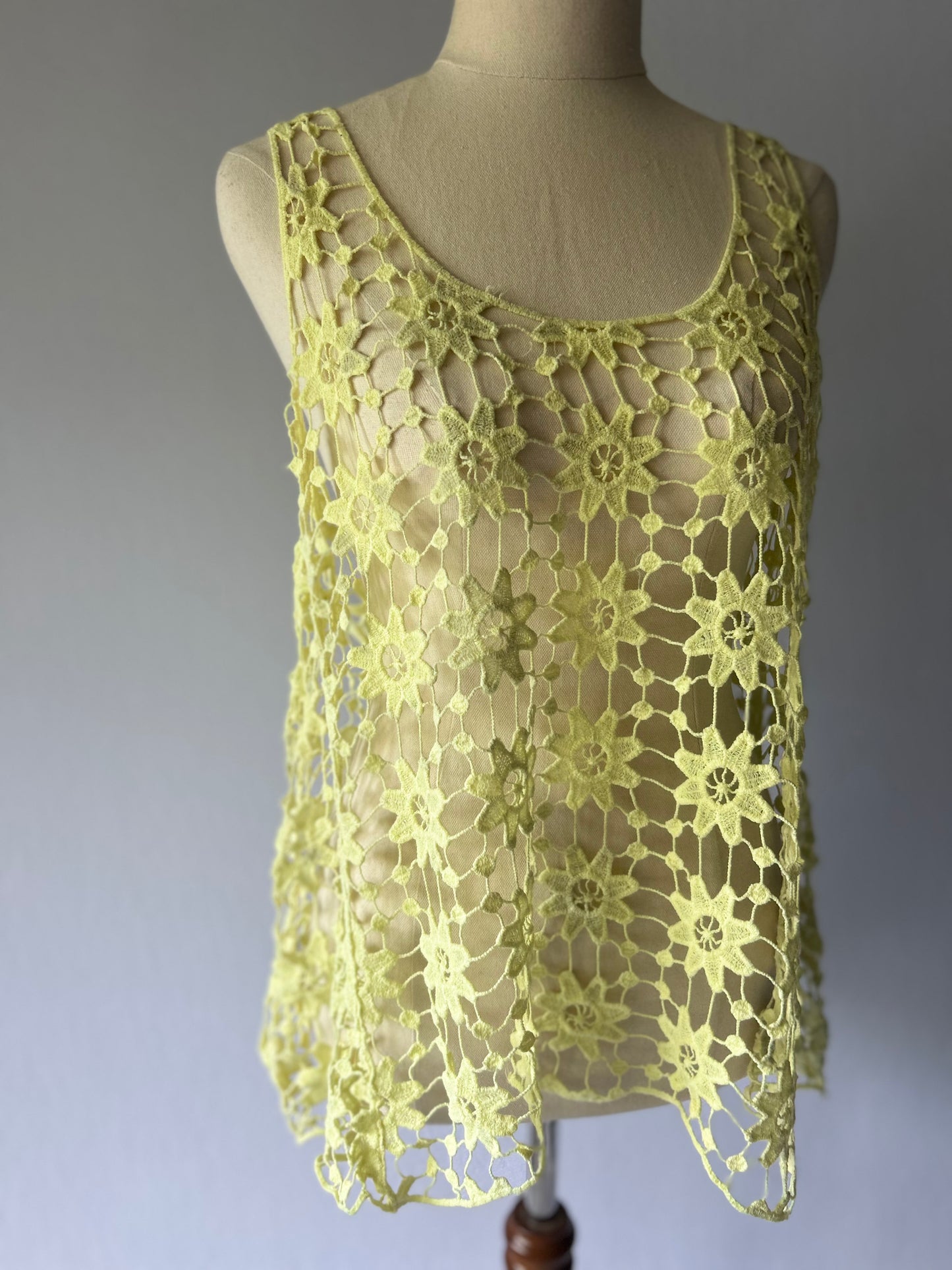 Crochet Floral Lace Tank Top - Boho Summer Layer - Size Large