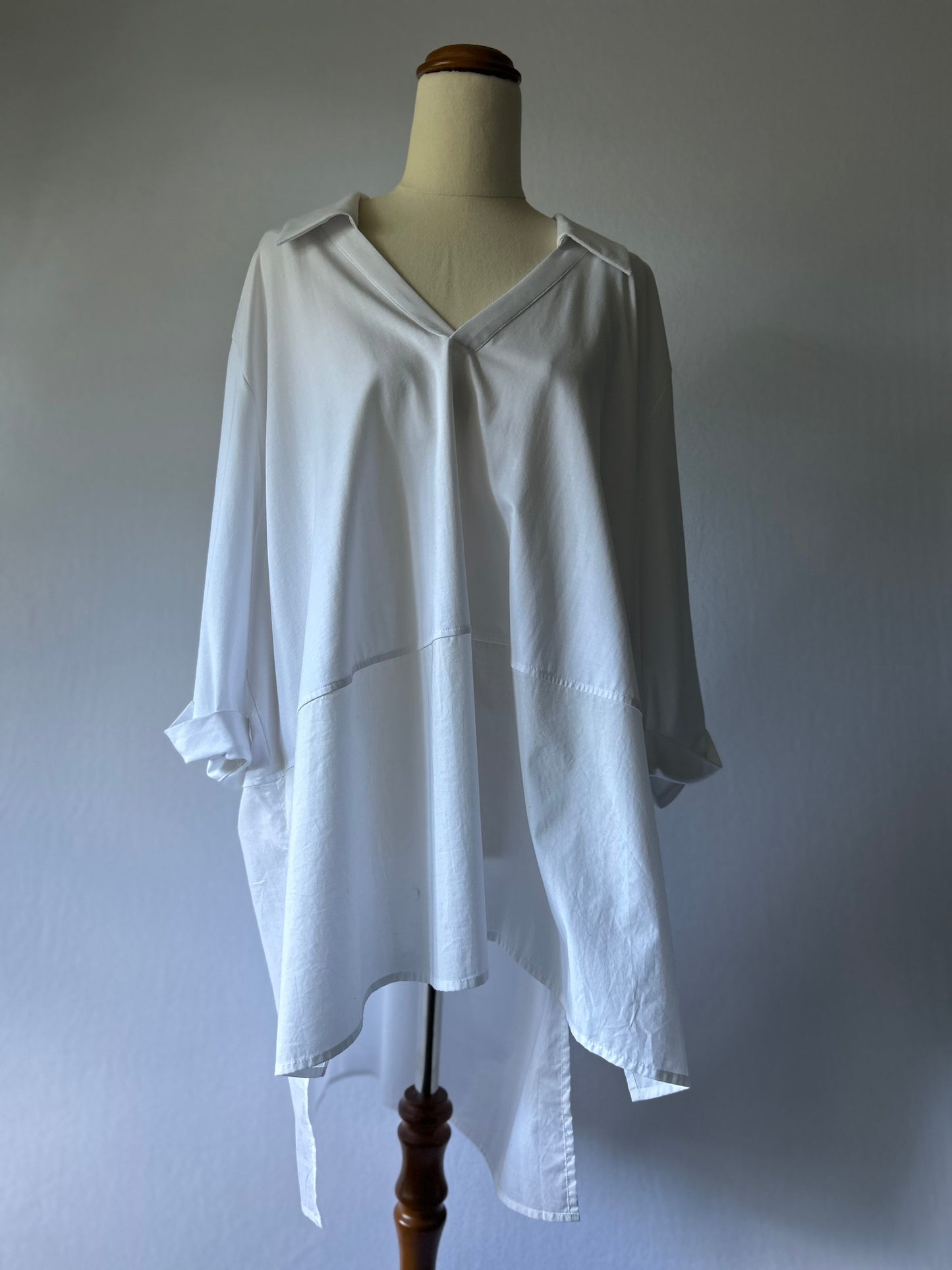 Long White Top – Size XL