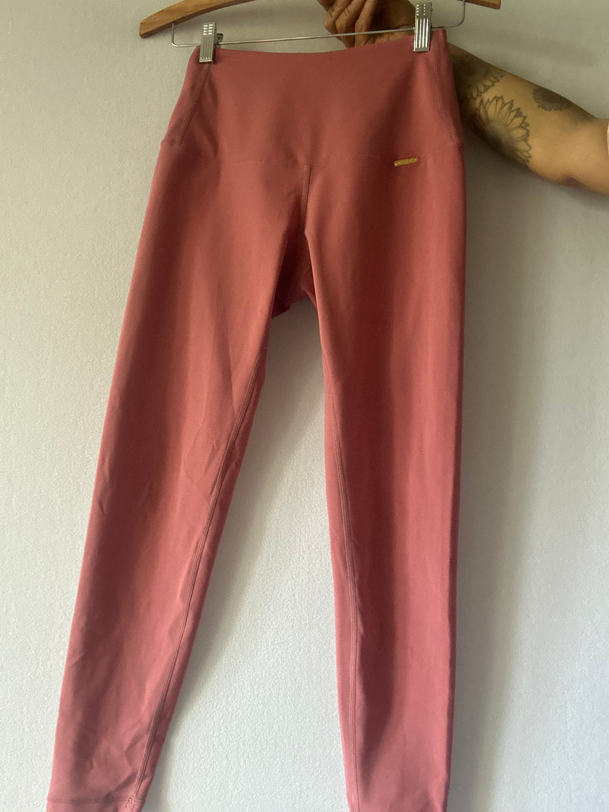 Cleo Harper Dusty Rose High-Waisted Active Leggings - Size S