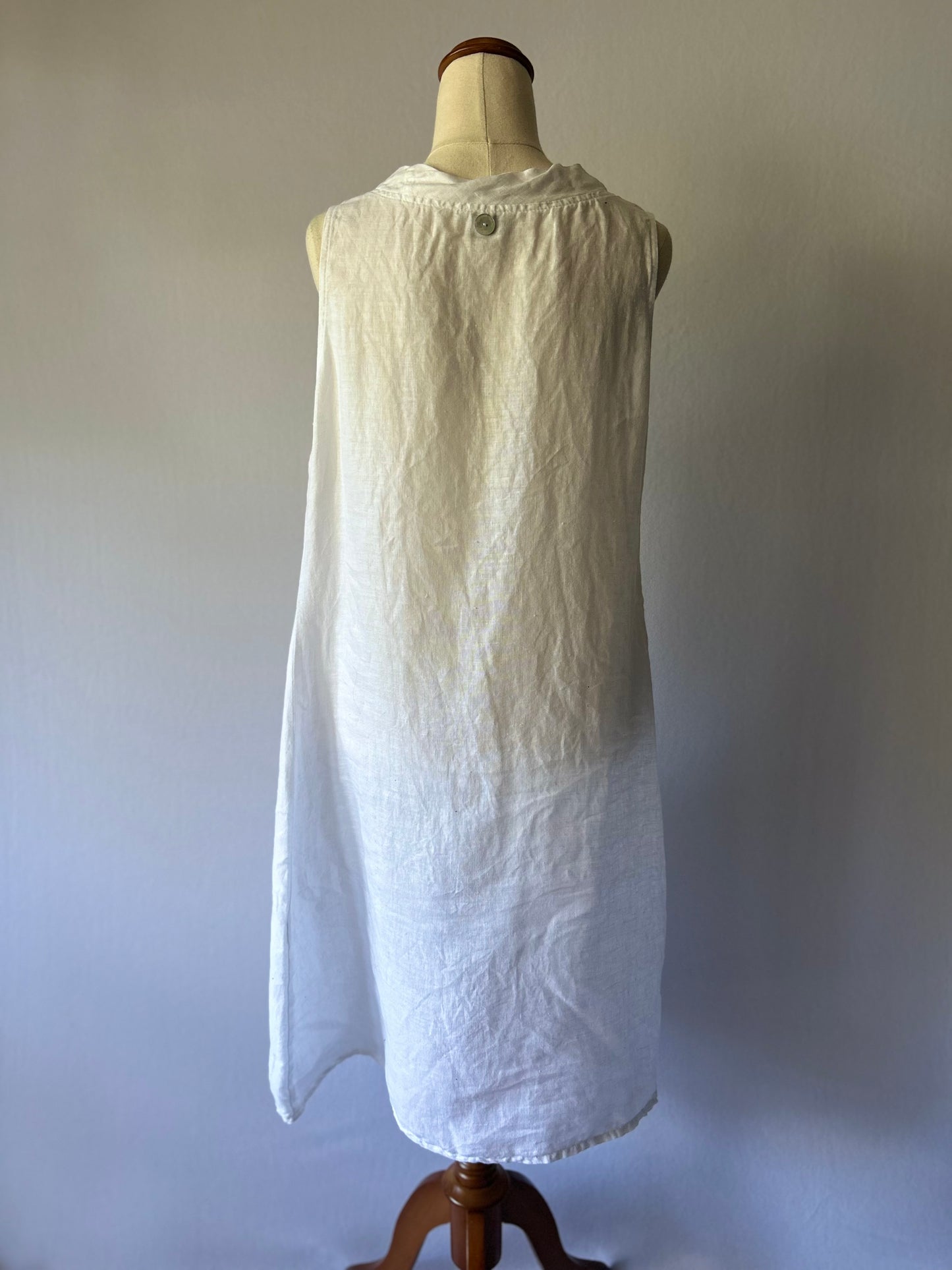 Romantic White Linen Midi Dress with Floral Appliqué - Size M